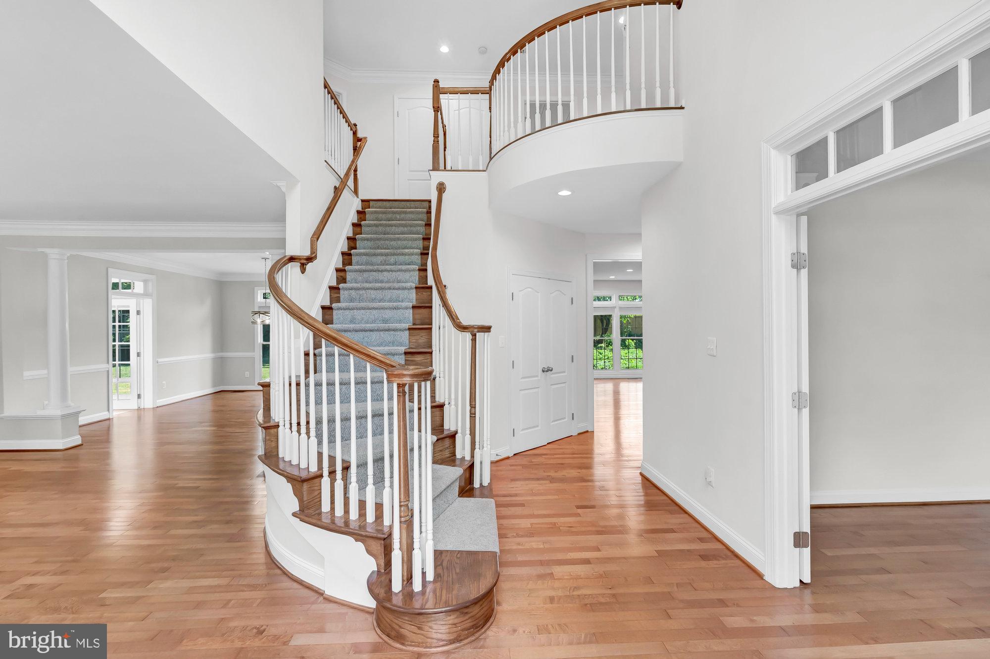 WOODLAND ESTATES - Residential