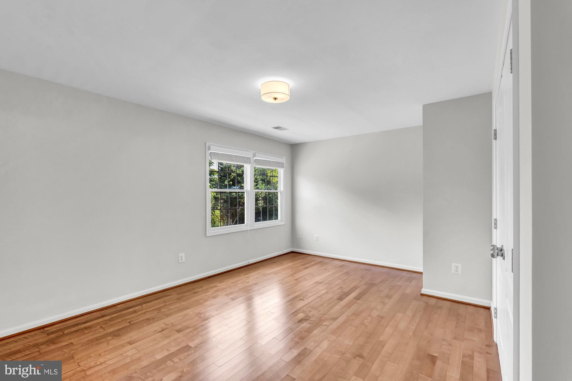 WOODLAND ESTATES - Residential