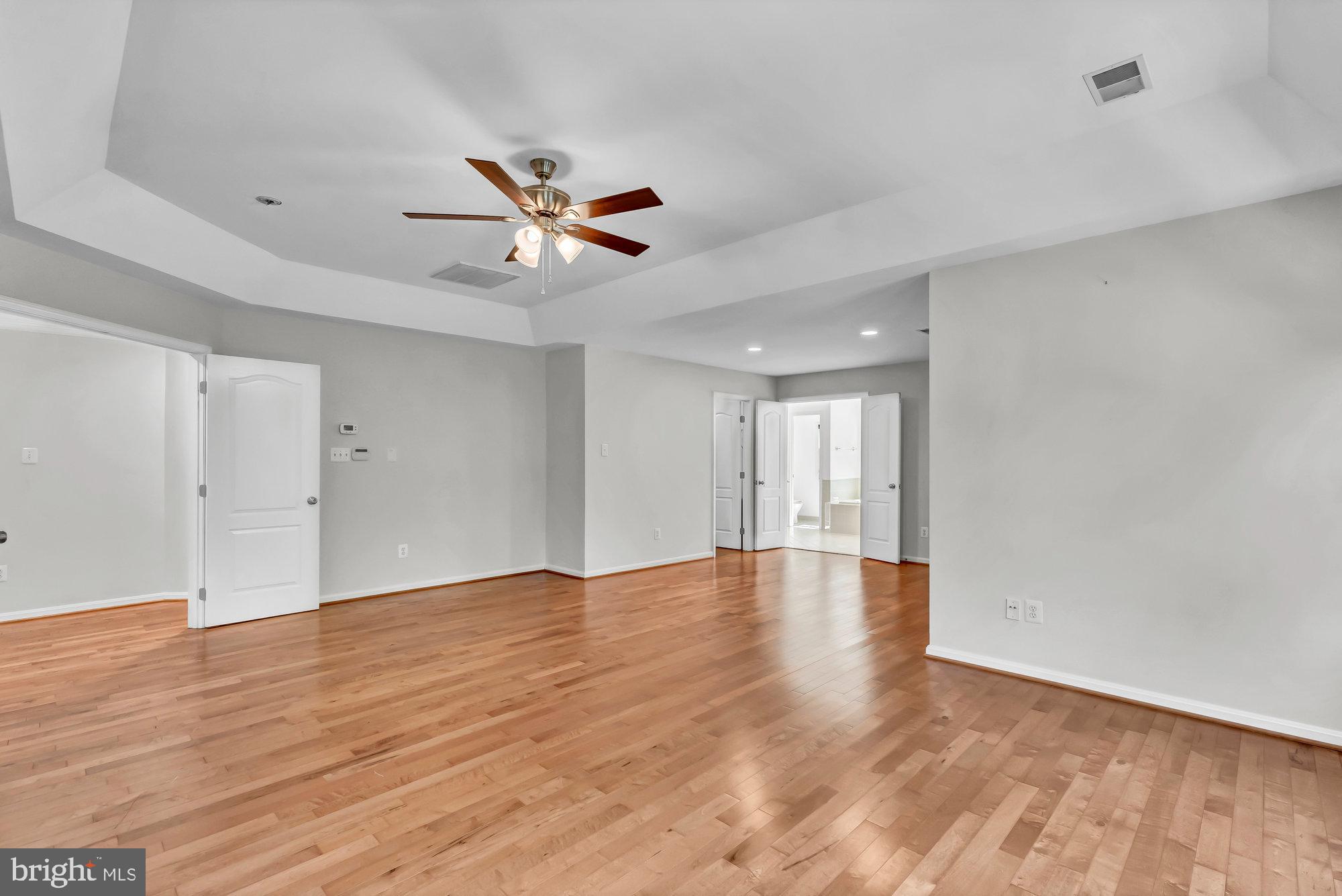 WOODLAND ESTATES - Residential