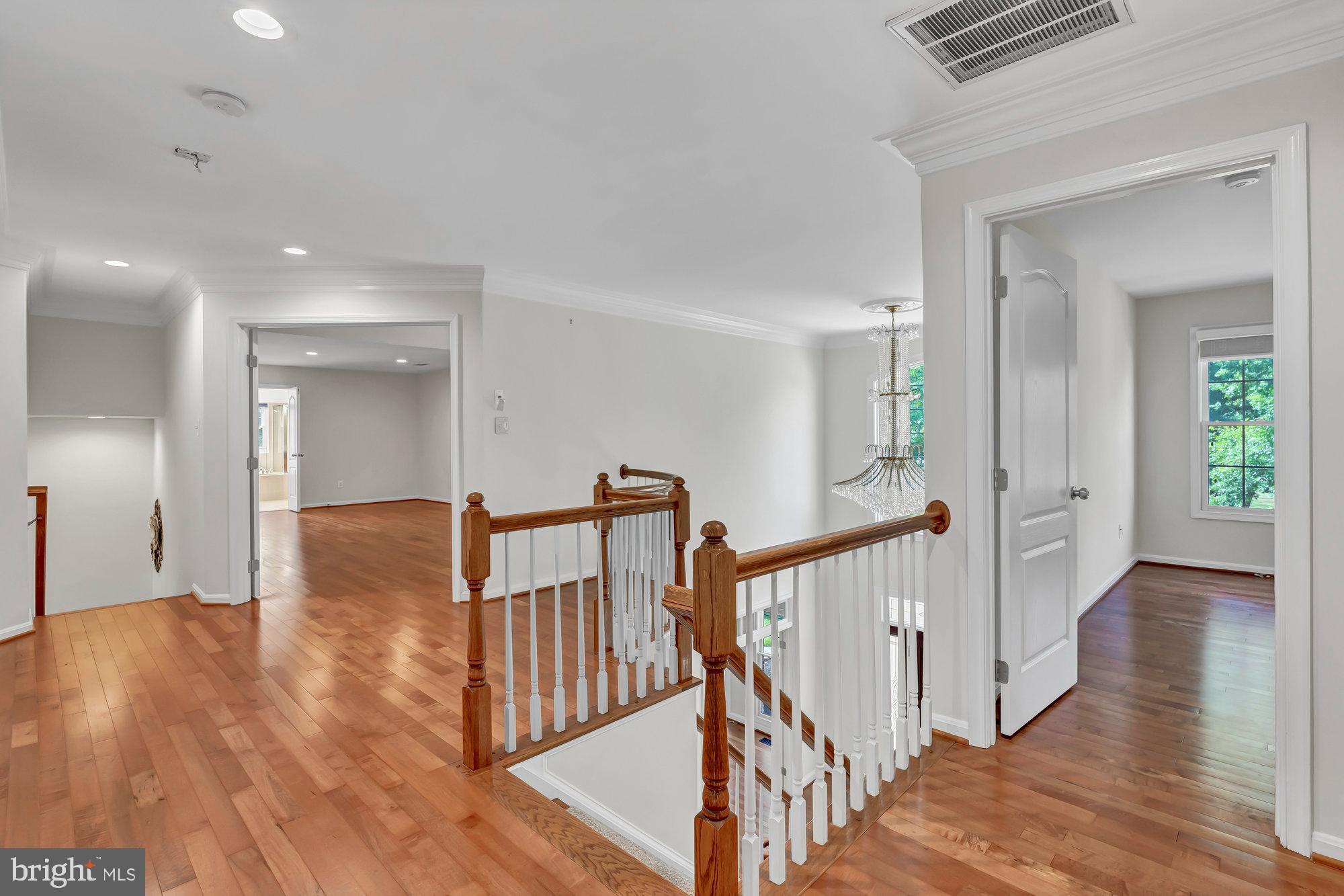 WOODLAND ESTATES - Residential