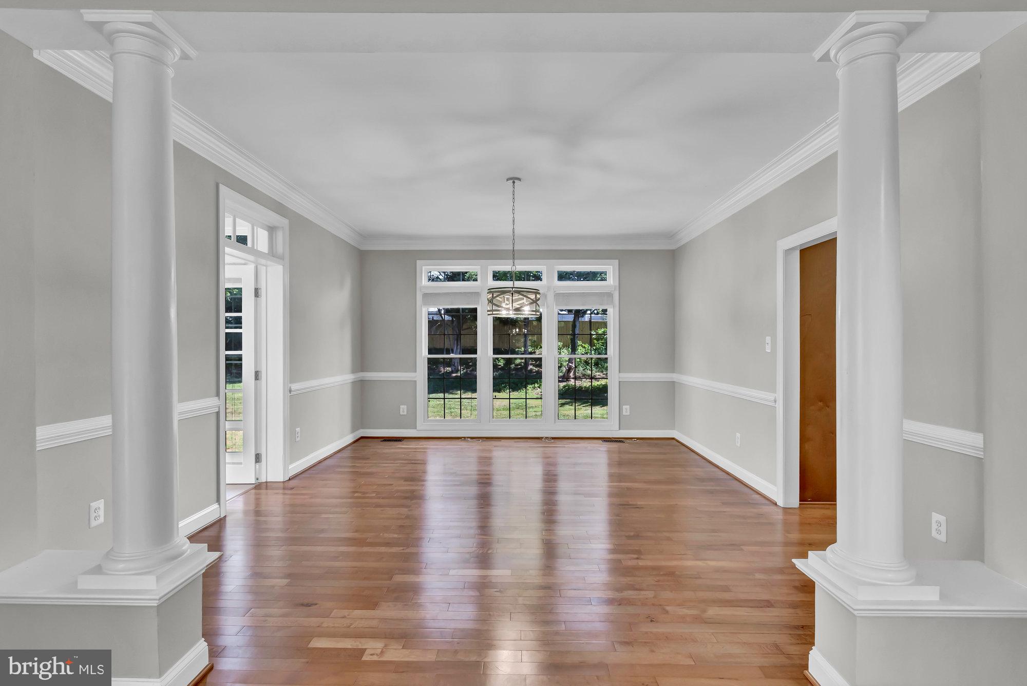 WOODLAND ESTATES - Residential