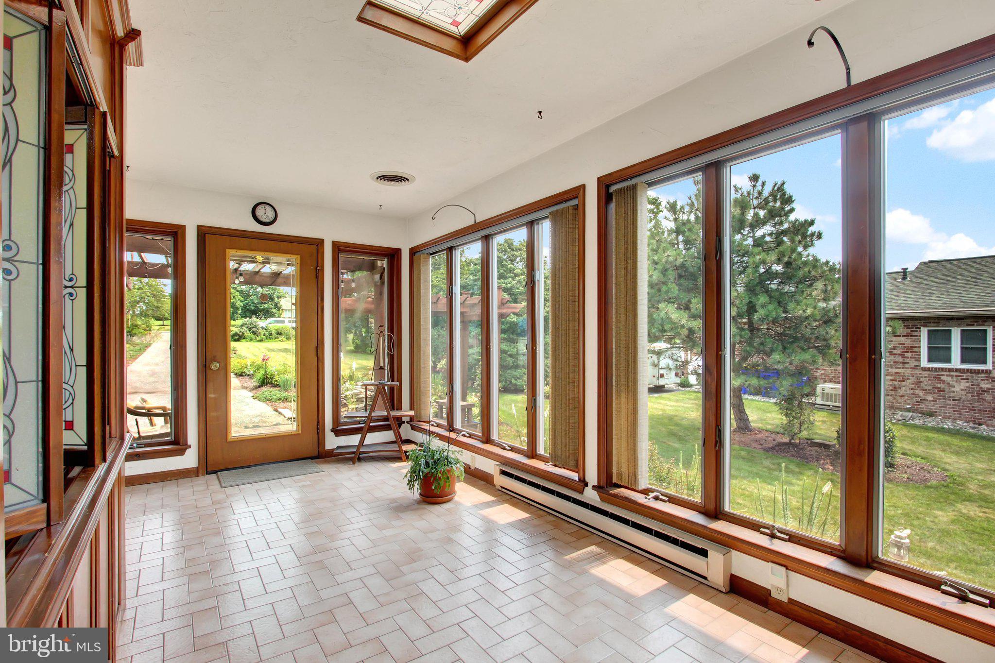344 HERITAGE DRIVE