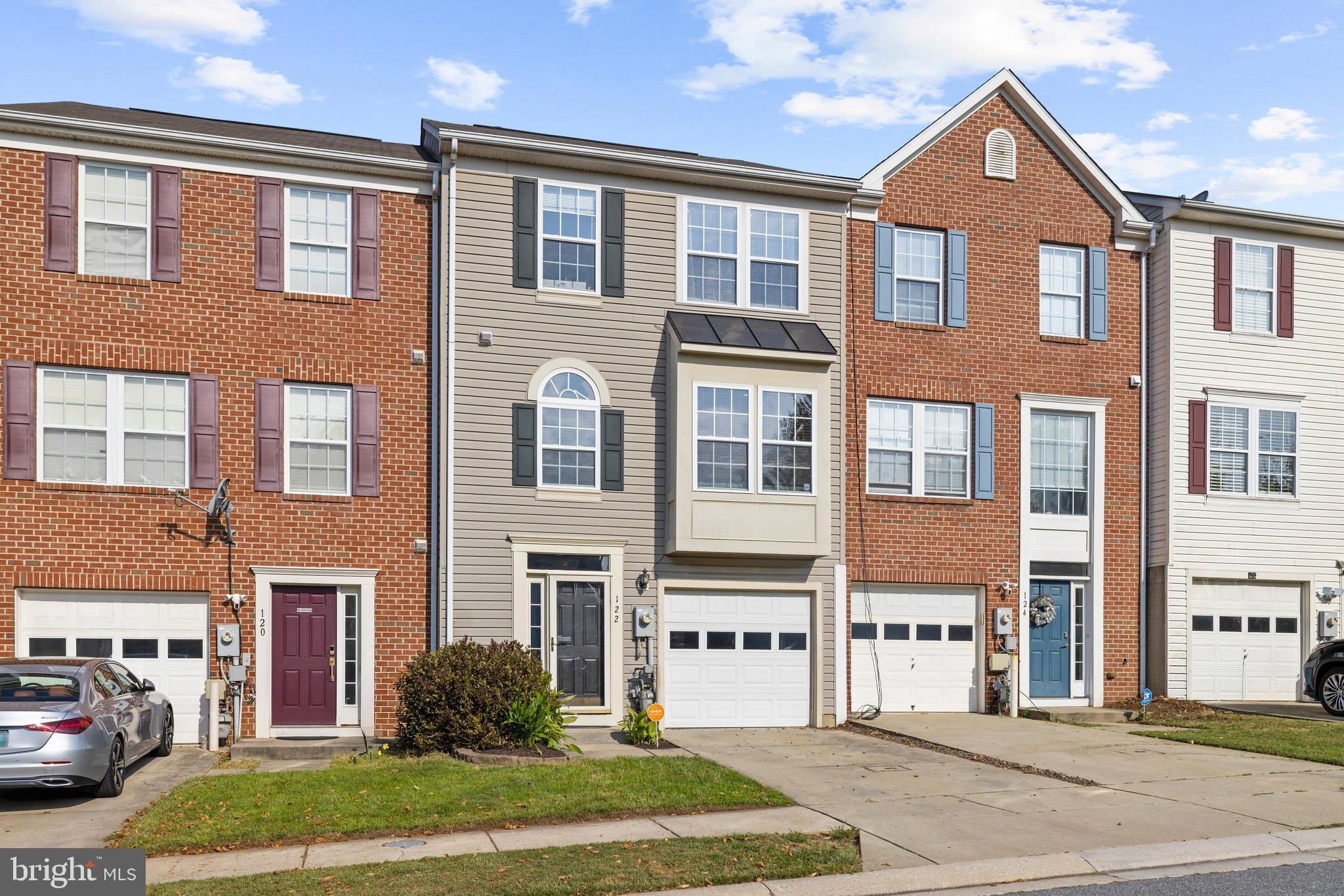 122 OLIVER HEIGHTS