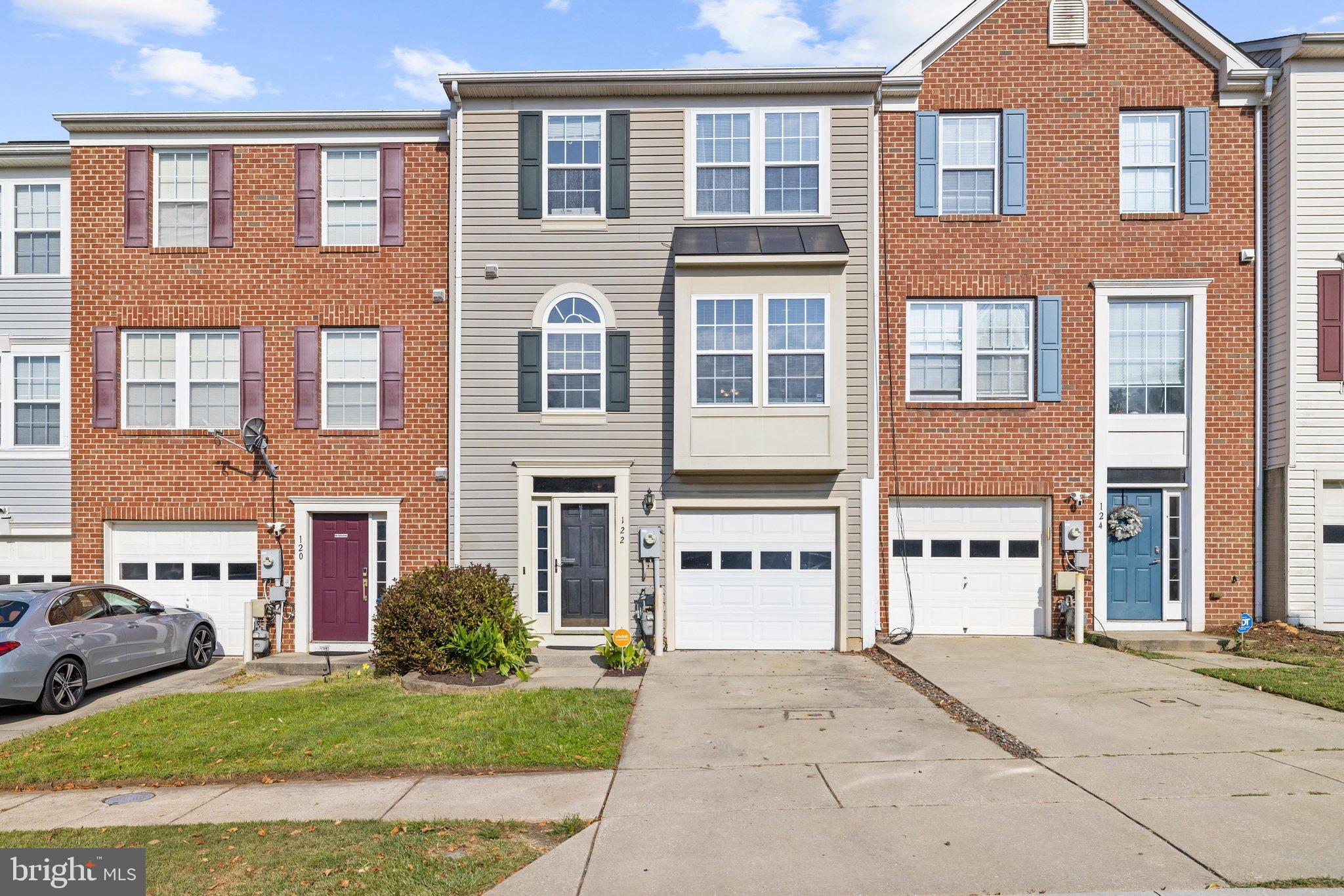 122 OLIVER HEIGHTS