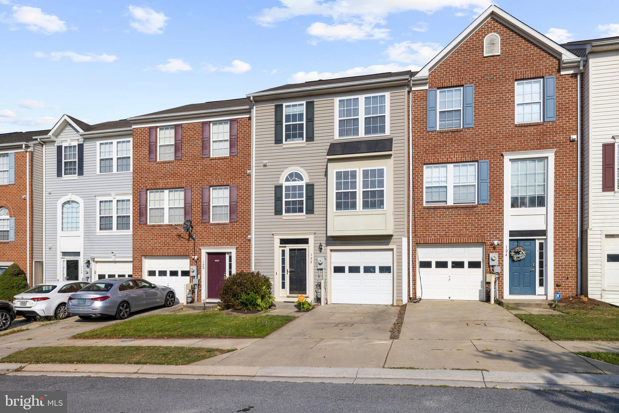 122 OLIVER HEIGHTS