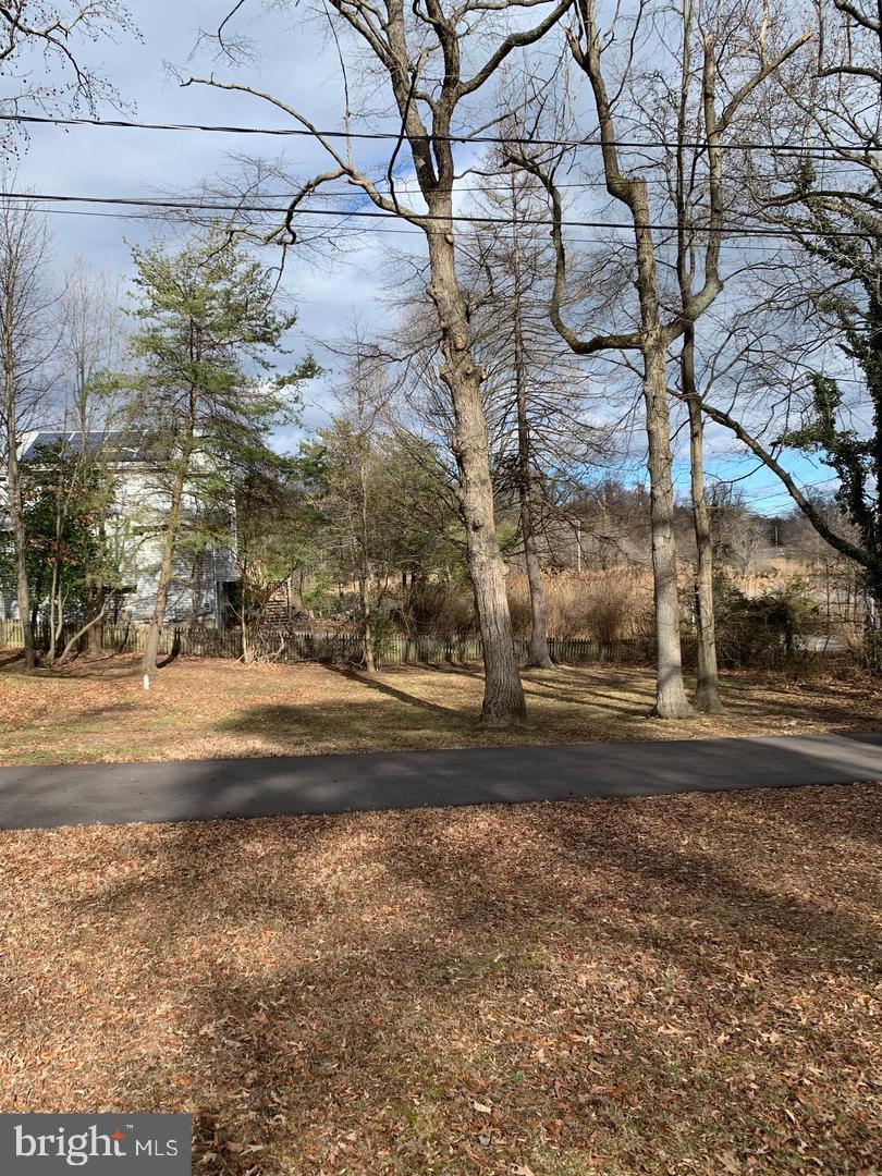 HIGHLAND BEACH - Land