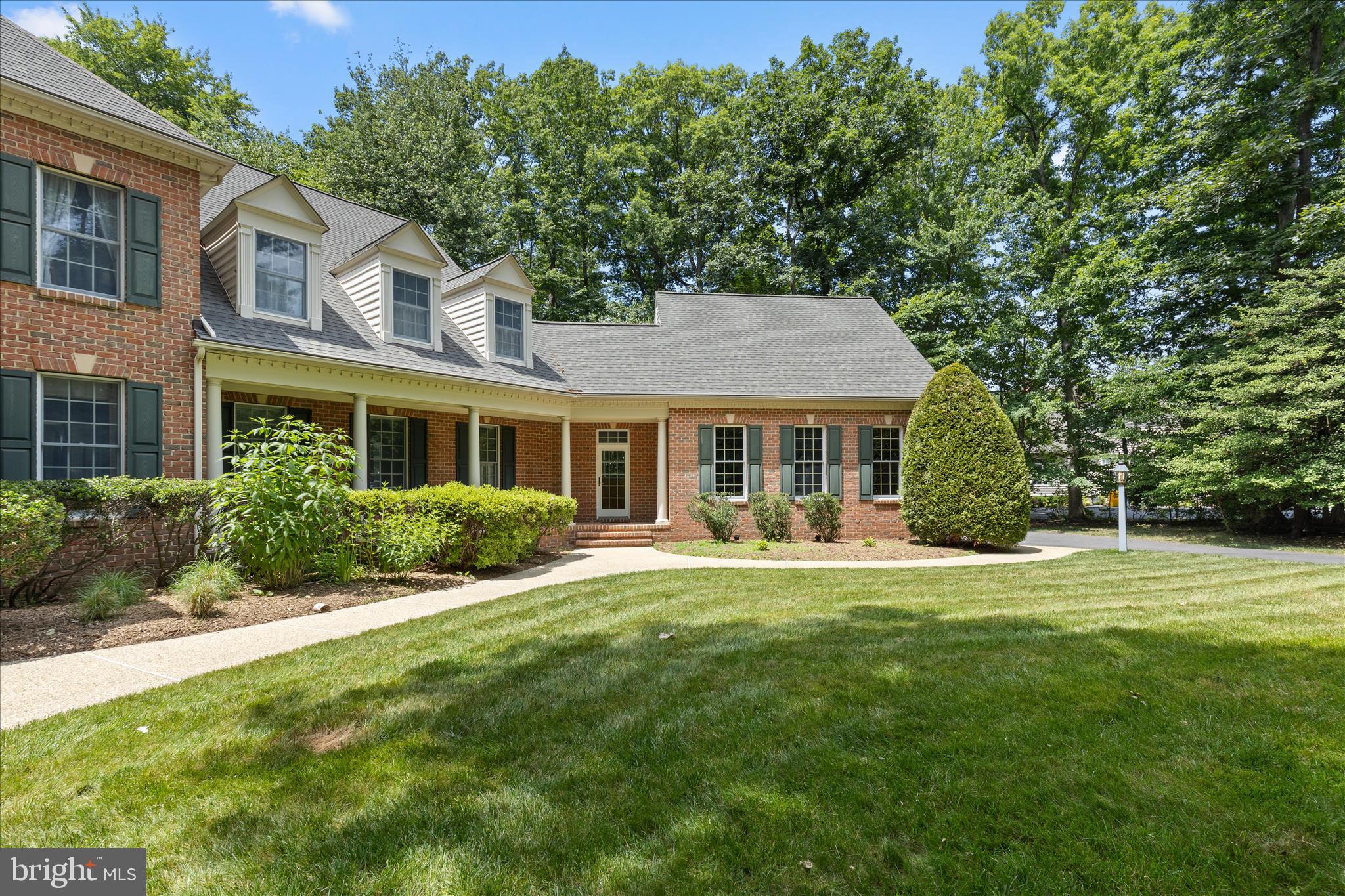 1322 WINDSOR RIDGE LANE