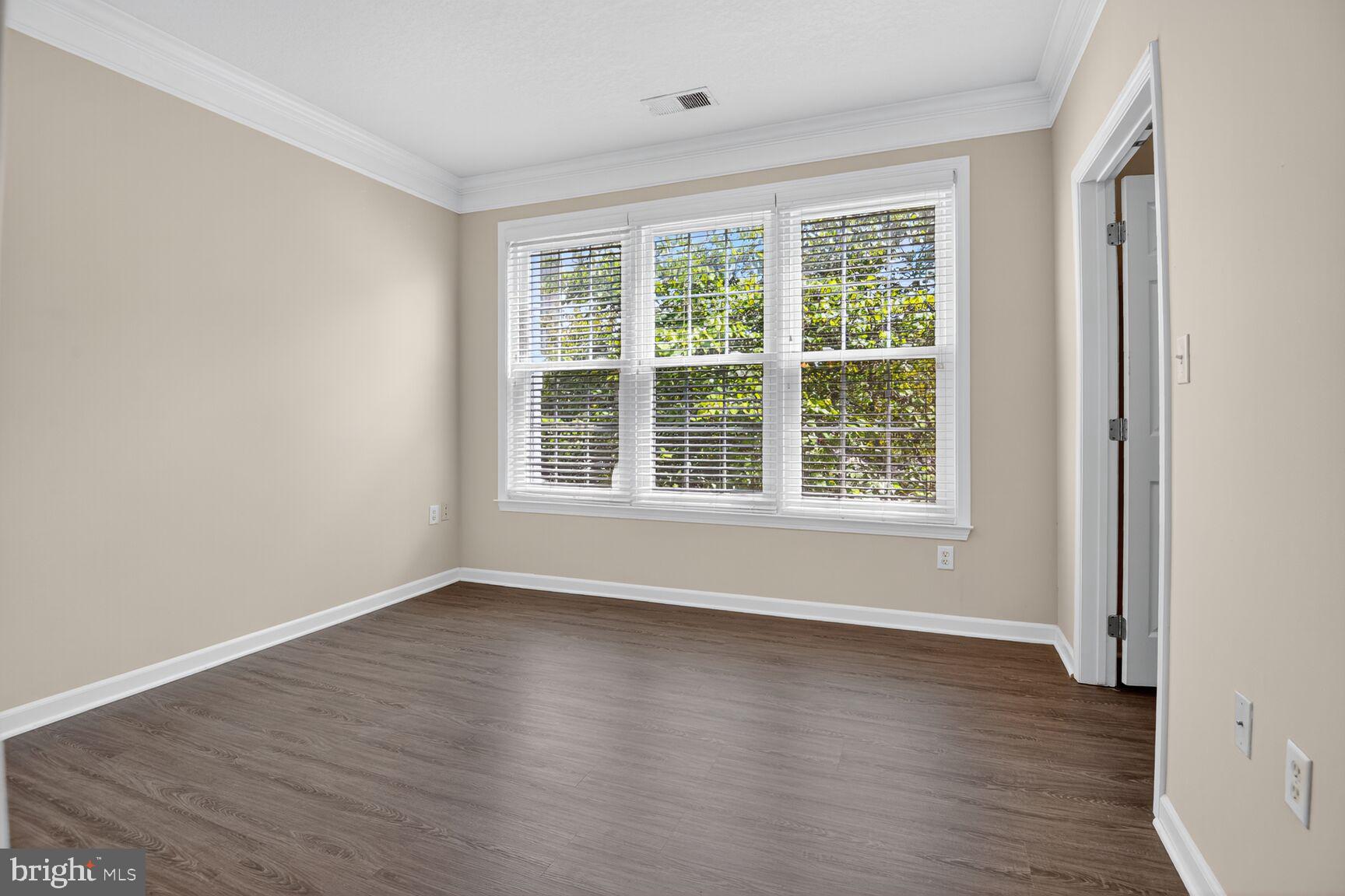 WESTCHESTER AT STRATFORD - Residential