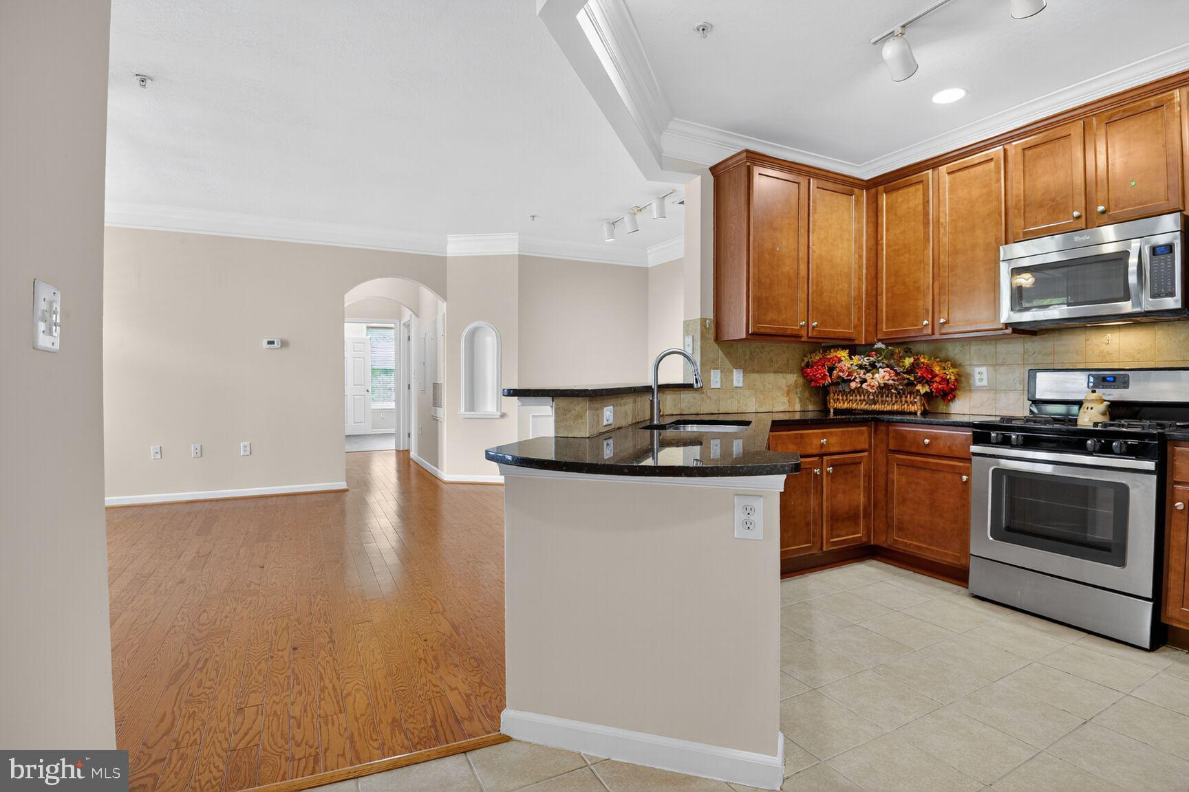 WESTCHESTER AT STRATFORD - Residential