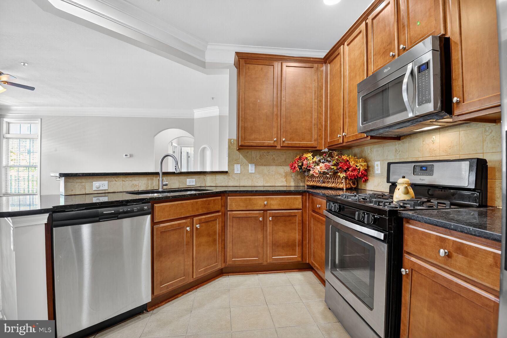 WESTCHESTER AT STRATFORD - Residential