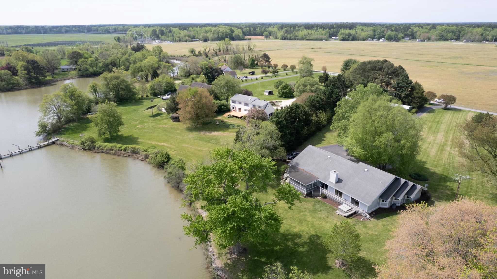 HORNS POINT - Residential