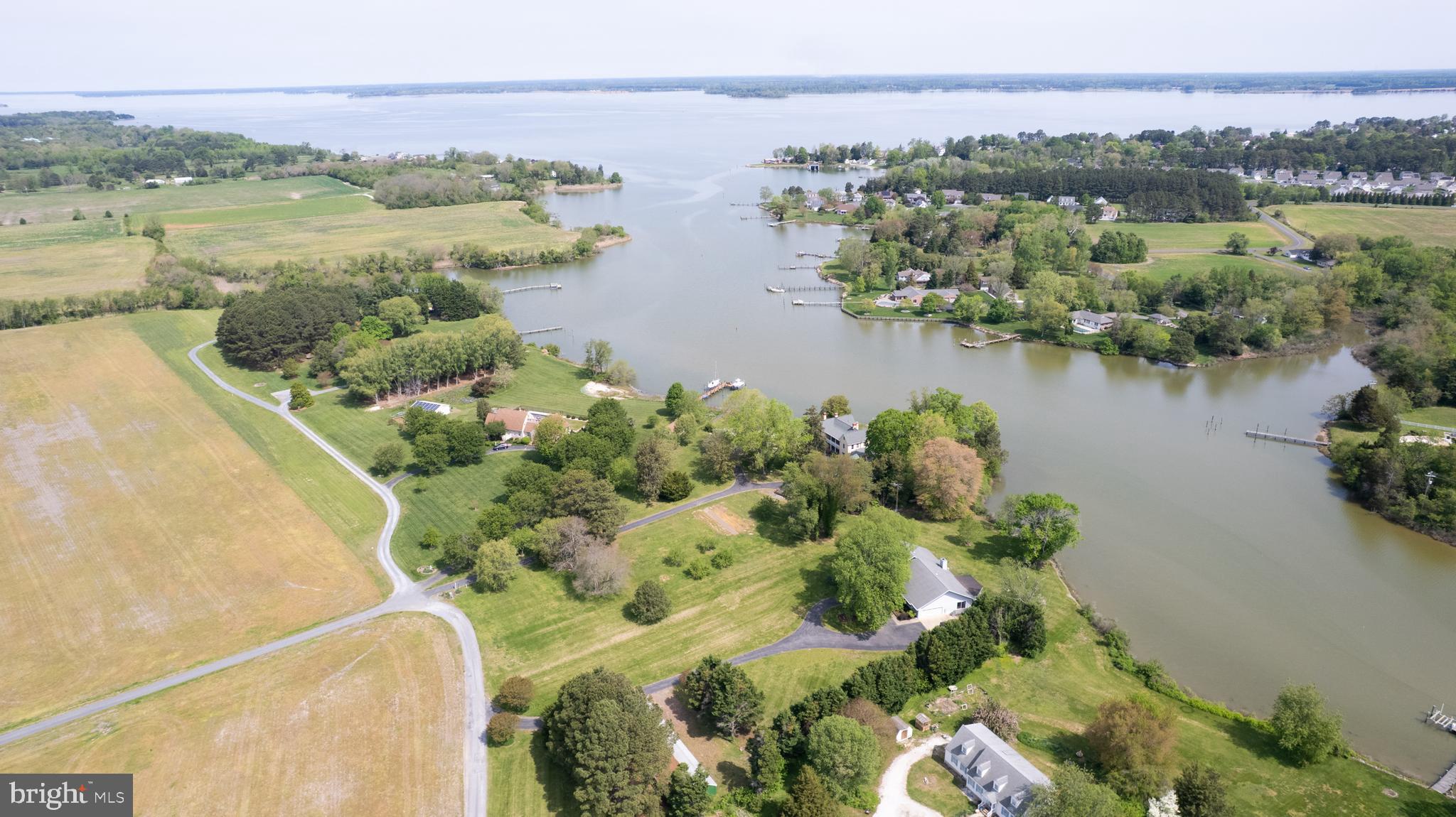 HORNS POINT - Residential