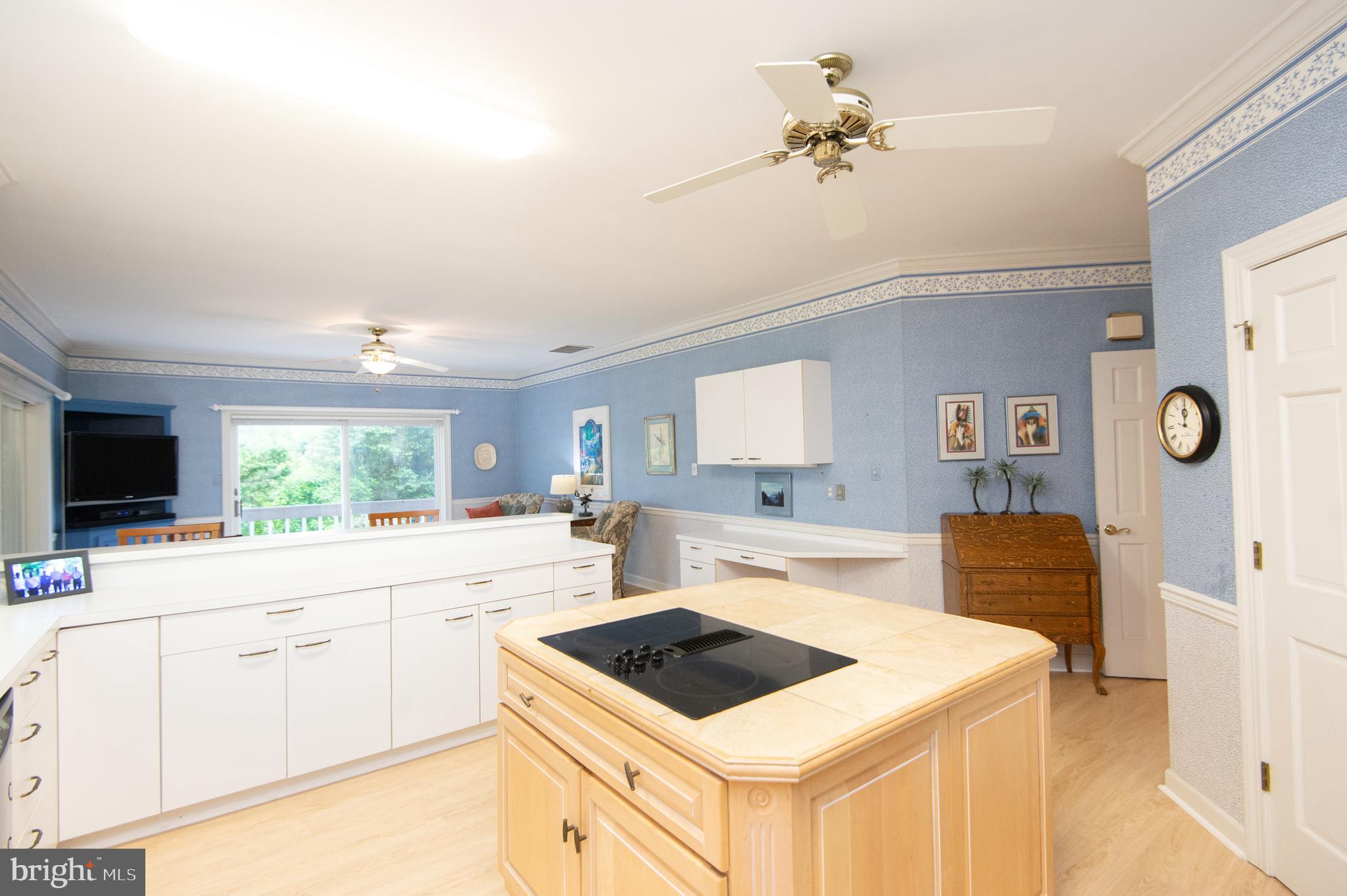 HORNS POINT - Residential