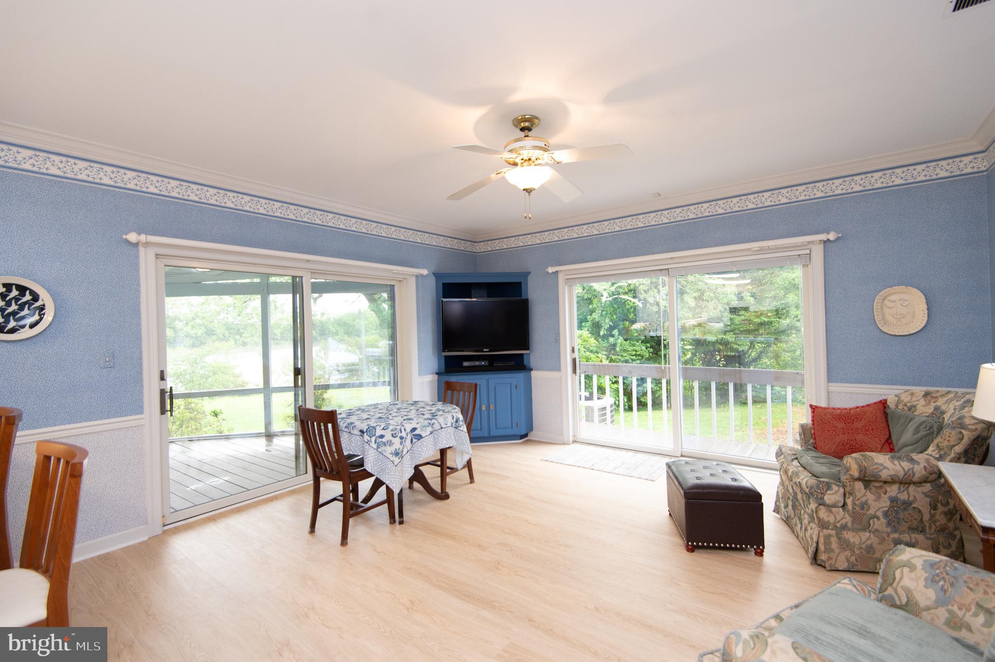 HORNS POINT - Residential