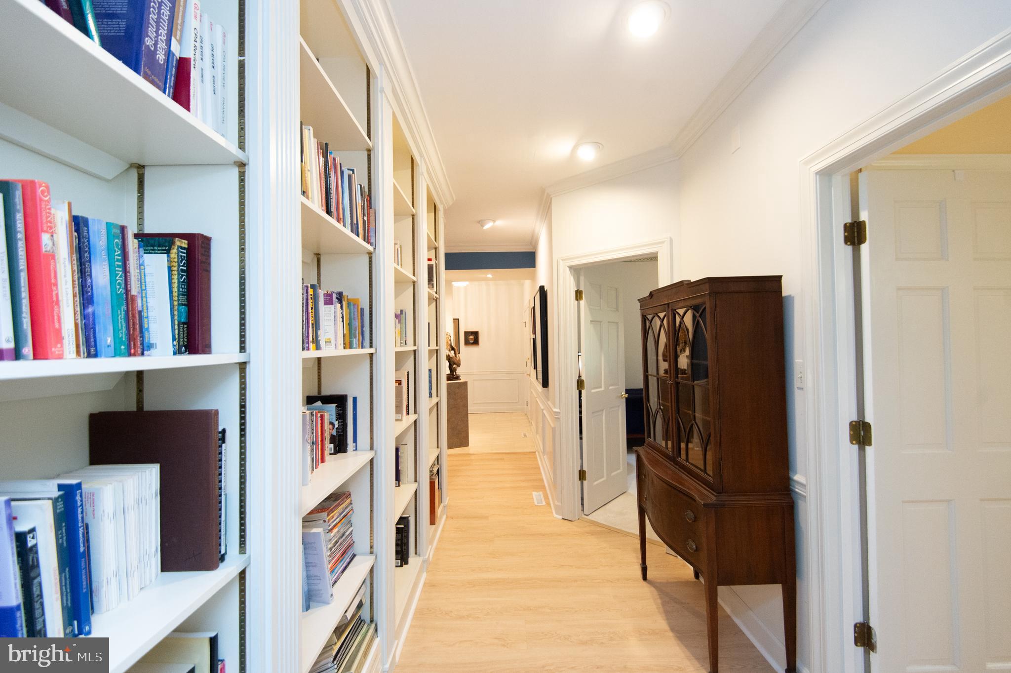 HORNS POINT - Residential