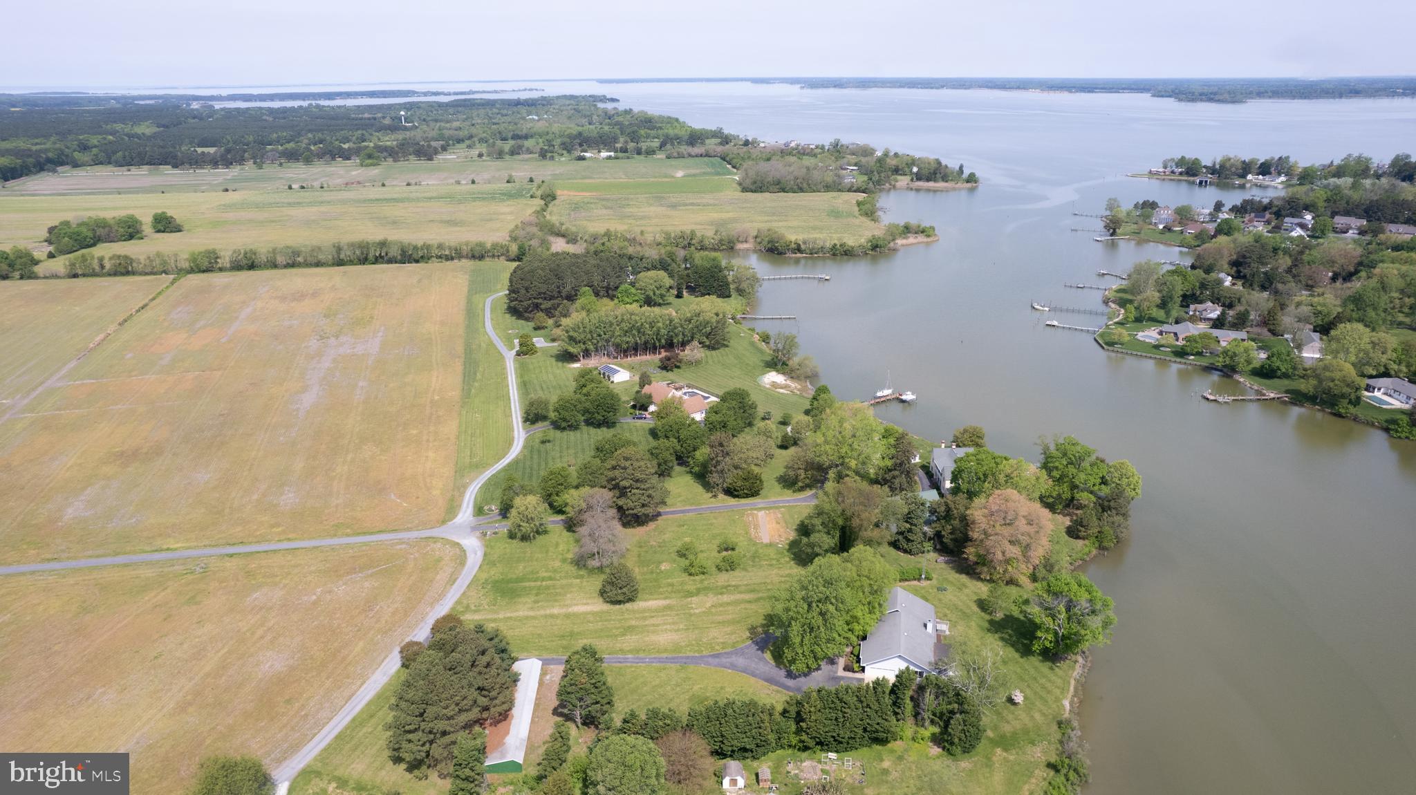 HORNS POINT - Residential