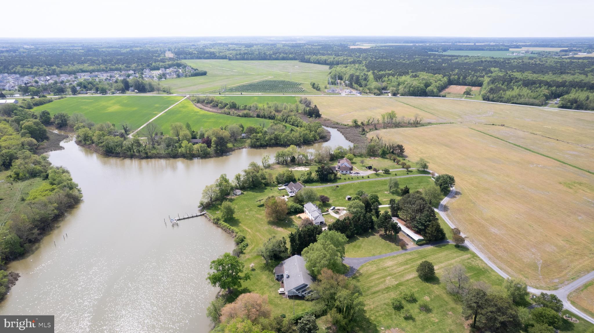 HORNS POINT - Residential