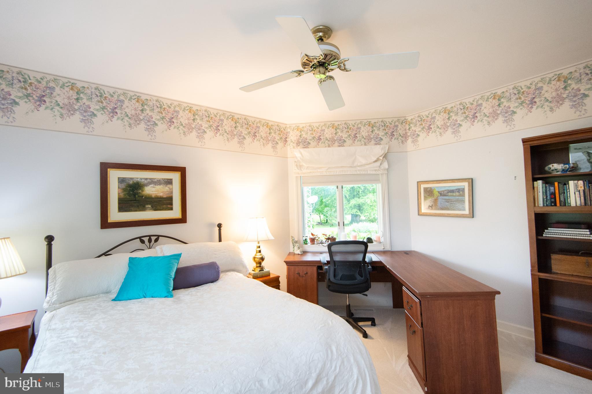 HORNS POINT - Residential