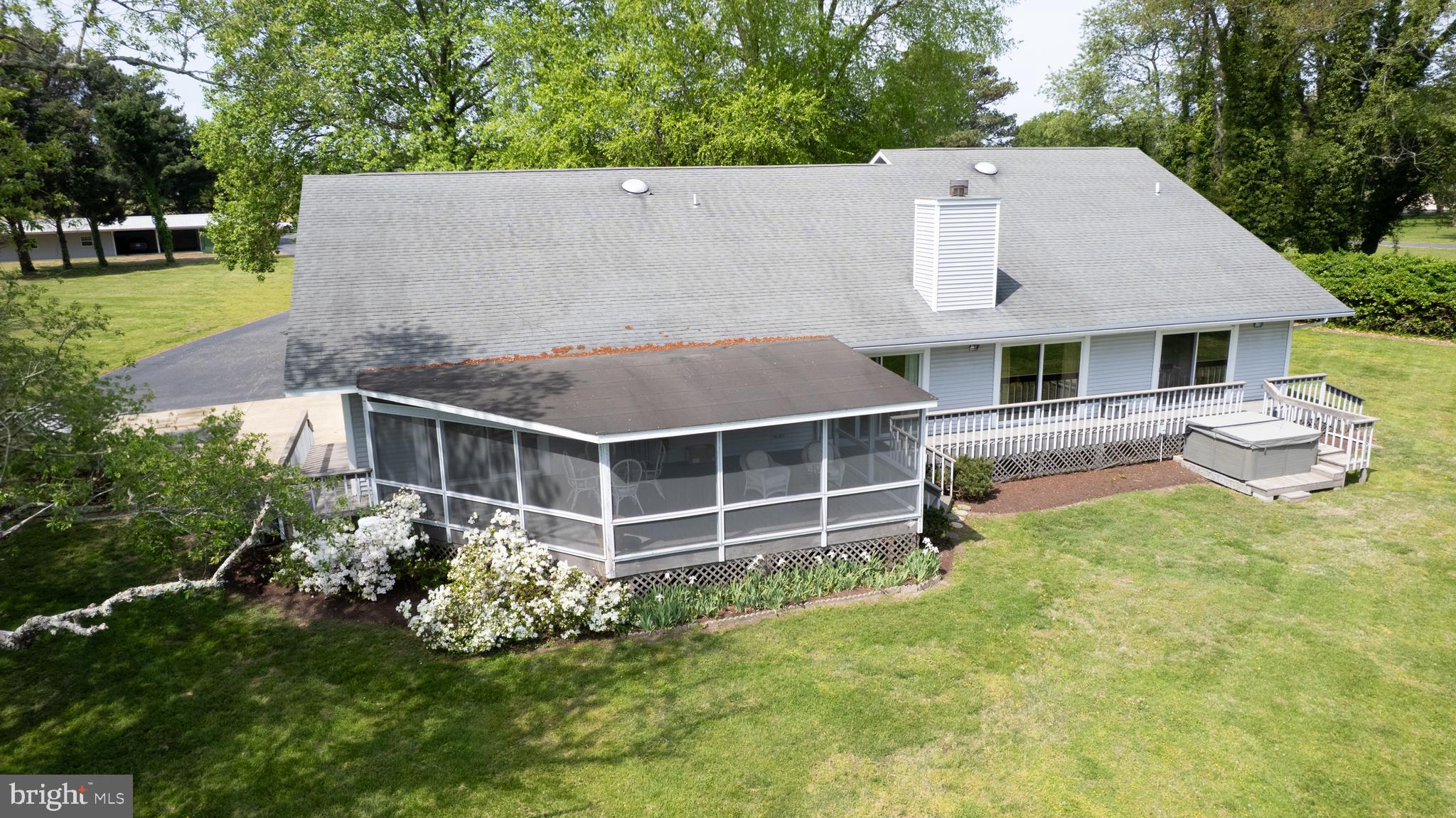 HORNS POINT - Residential