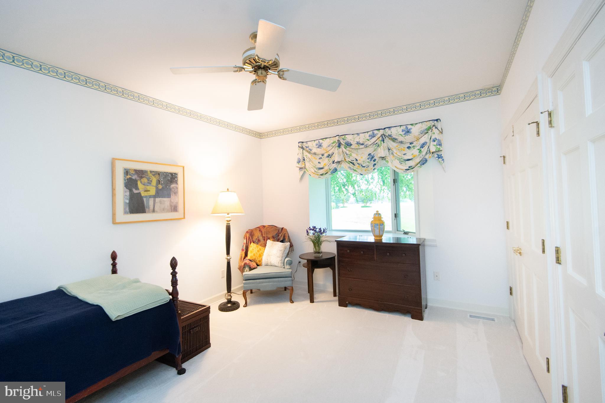 HORNS POINT - Residential