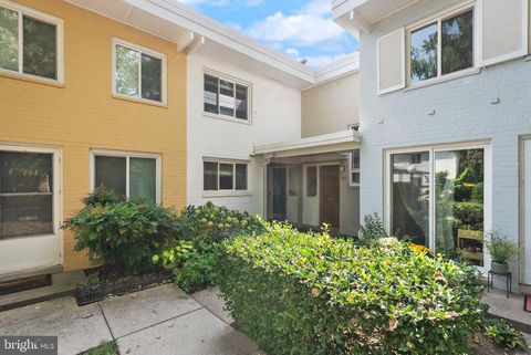 749 3RD STREET SW 401 WASHINGTON DC 20024