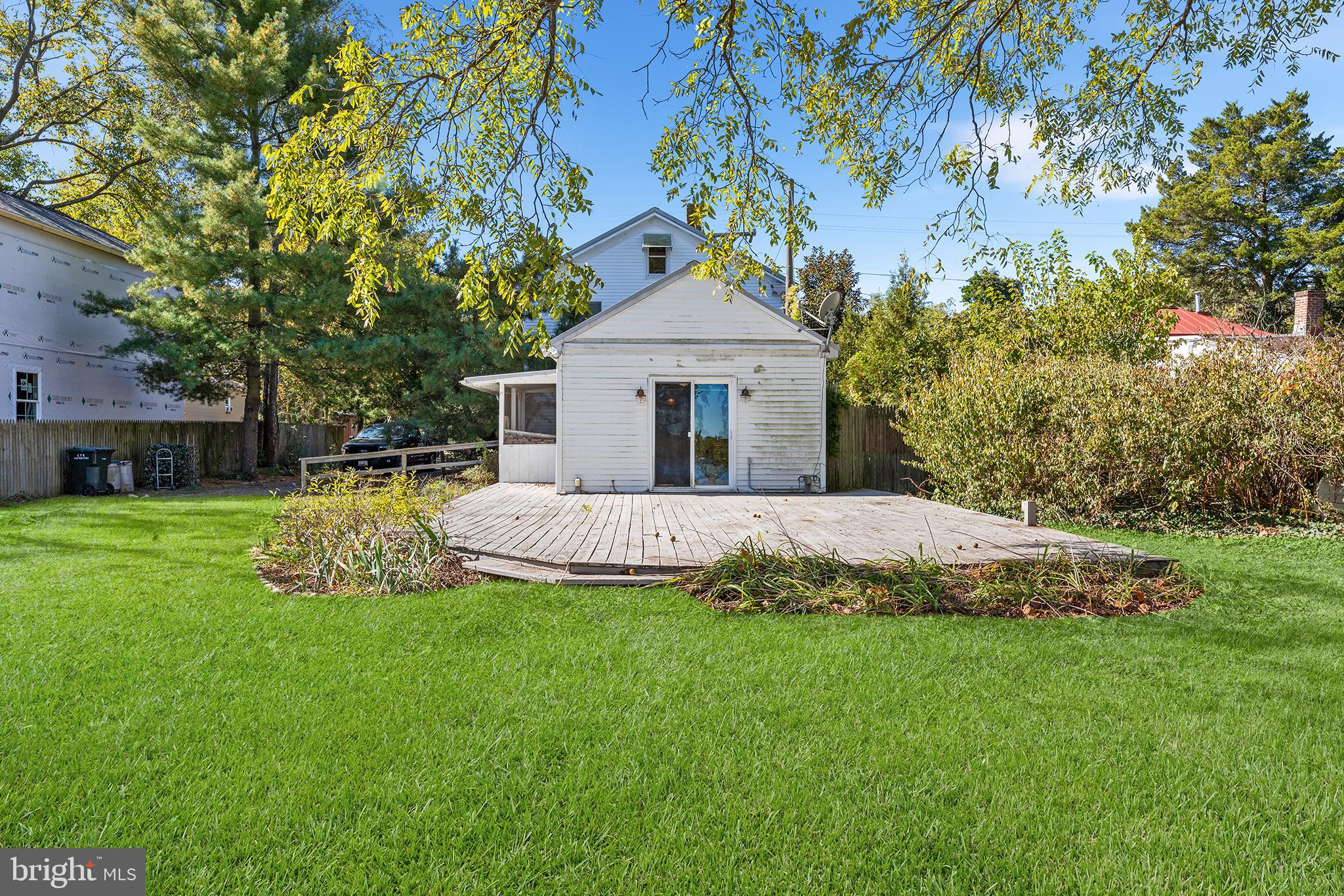 CRUMPTON - Residential