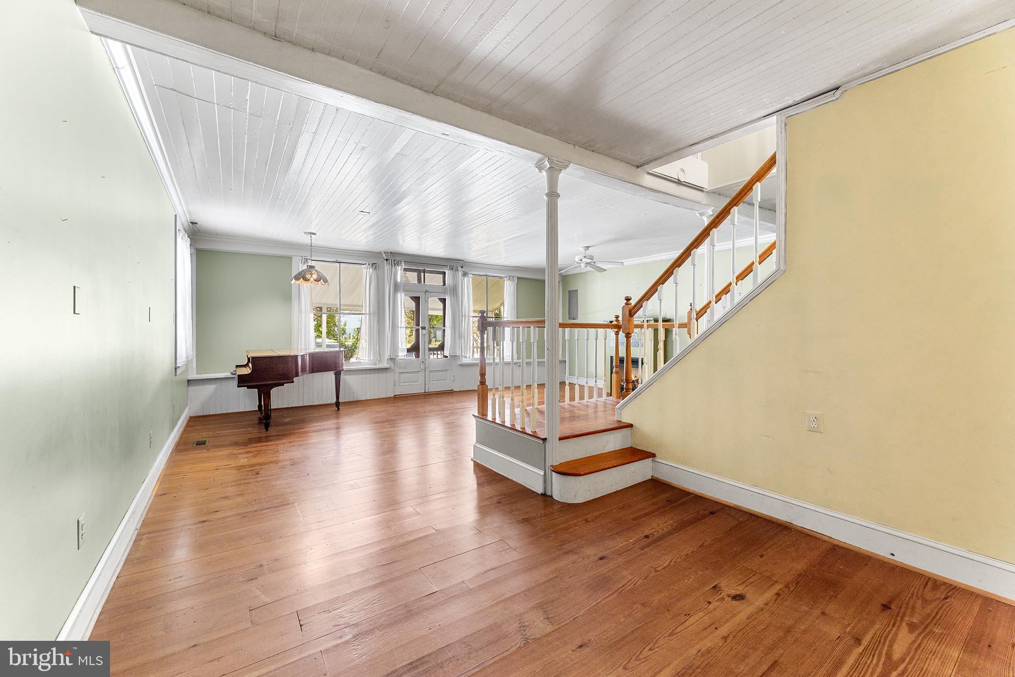 CRUMPTON - Residential