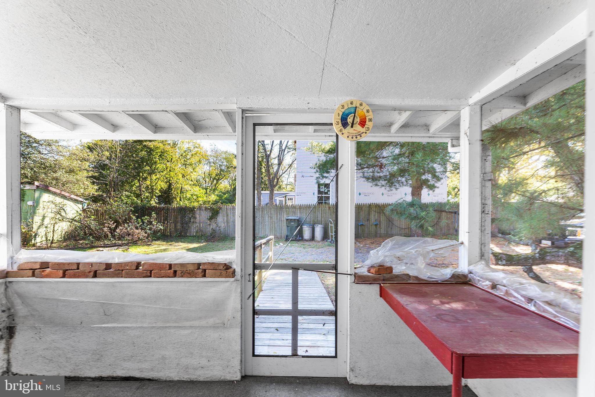 CRUMPTON - Residential