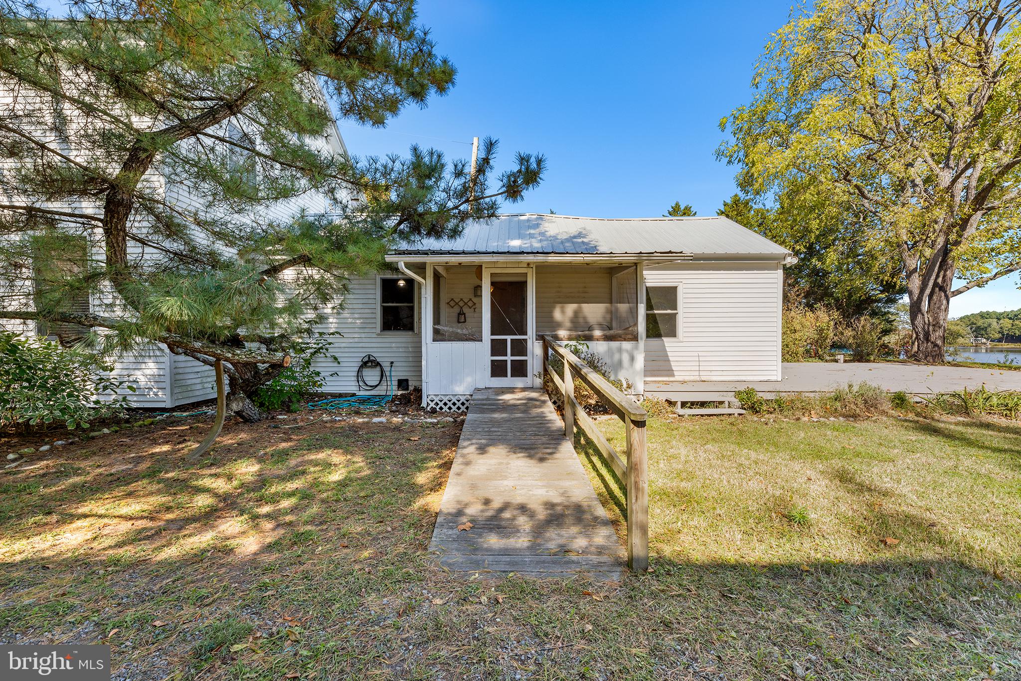 CRUMPTON - Residential