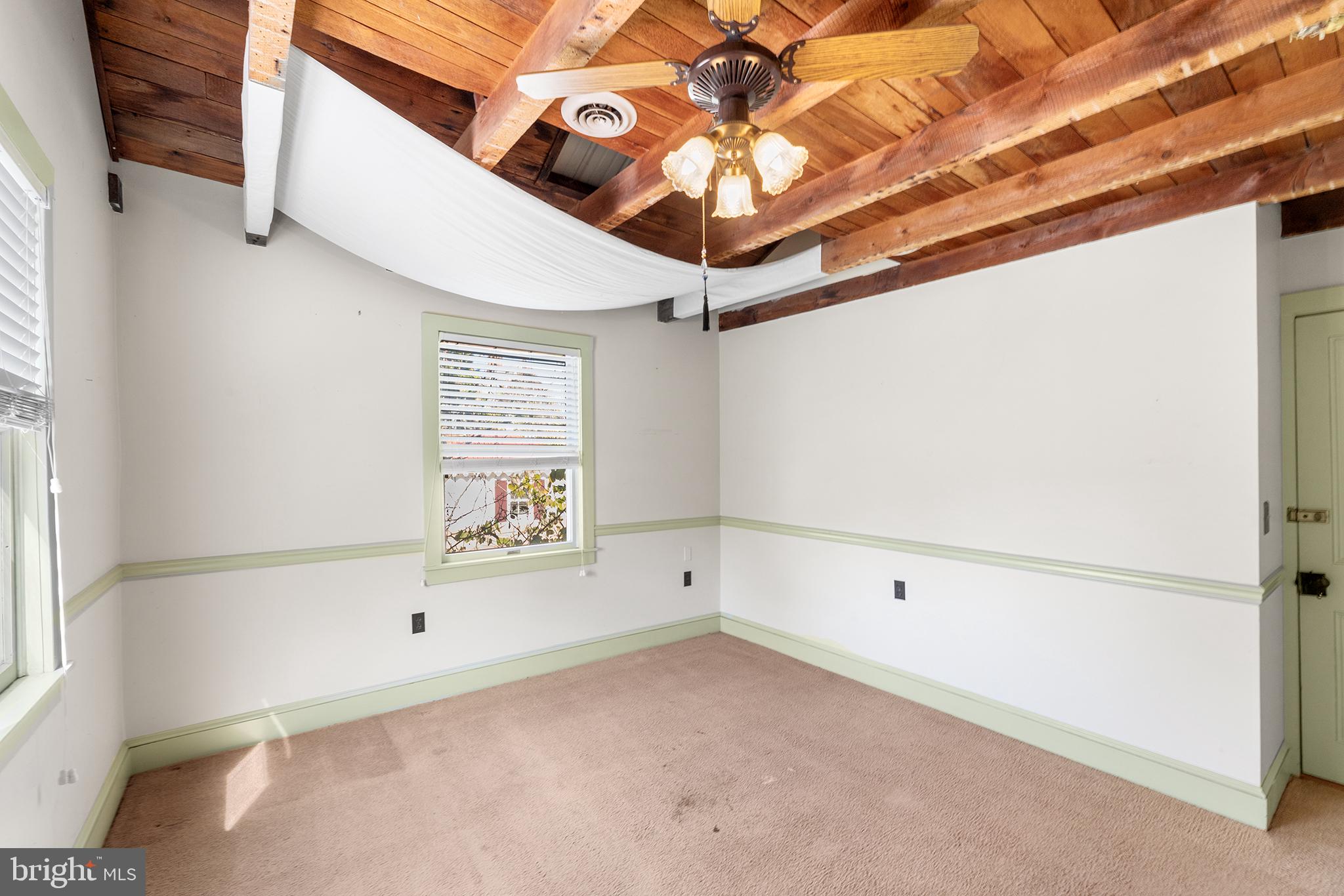 CRUMPTON - Residential