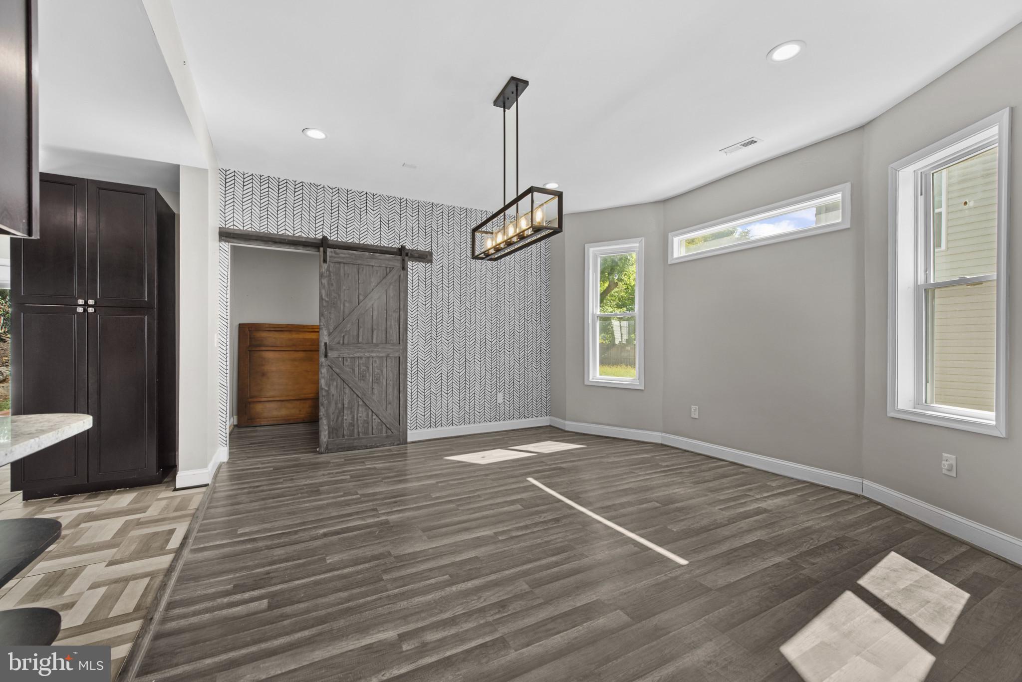 MOUNT HOLLY - Residential