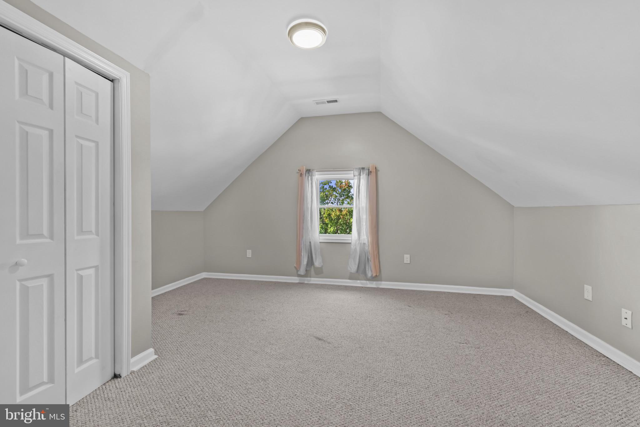 MOUNT HOLLY - Residential