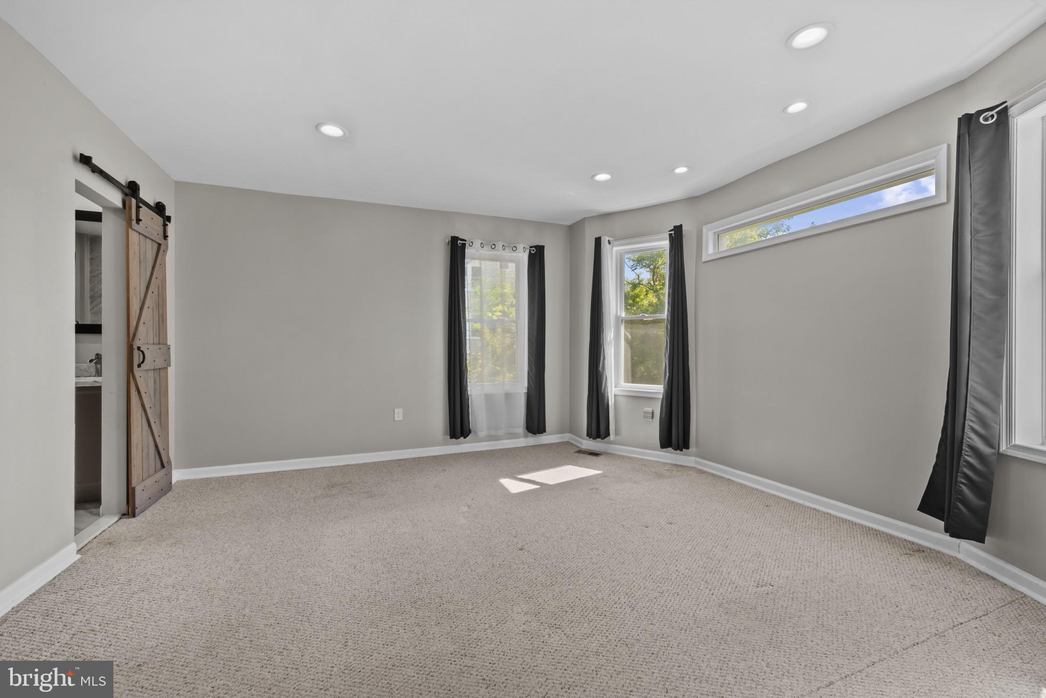 MOUNT HOLLY - Residential
