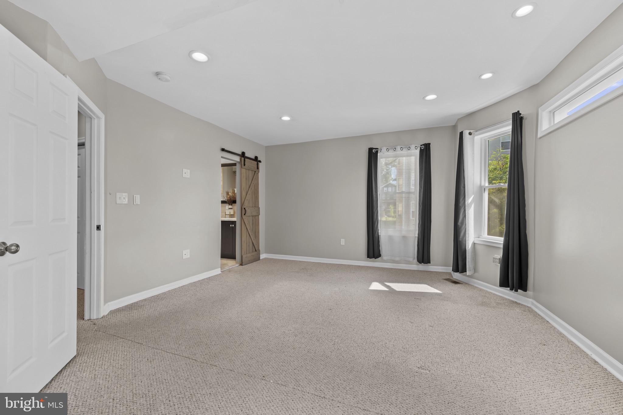MOUNT HOLLY - Residential