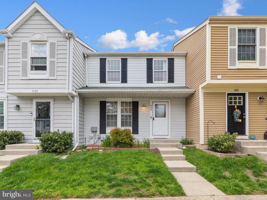 Welcome to 653 Willowby Run, located in the Deerfield neighborhood. As you enter this townhome, you are greeted by a spacious living room that is ideal for entertaining. Adjacent to the living room is an eat-in kitchen that provides direct access to the deck, which is perfect for outdoor gatherings. The lower level of the home features a versatile area that can serve as a children's play area, an office, or a quiet spot for relaxation. Upstairs, you will find the primary bedroom, along with an additional bedroom and a full bathroom. The hot water heater was replaced in 2024, kitchen appliances were replaced in 2020, bamboo flooring in the living room and kitchen was installed in 2018, and new carpet was installed in 2025. Client has set an offer deadline for Wednesday April 30th, 3pm