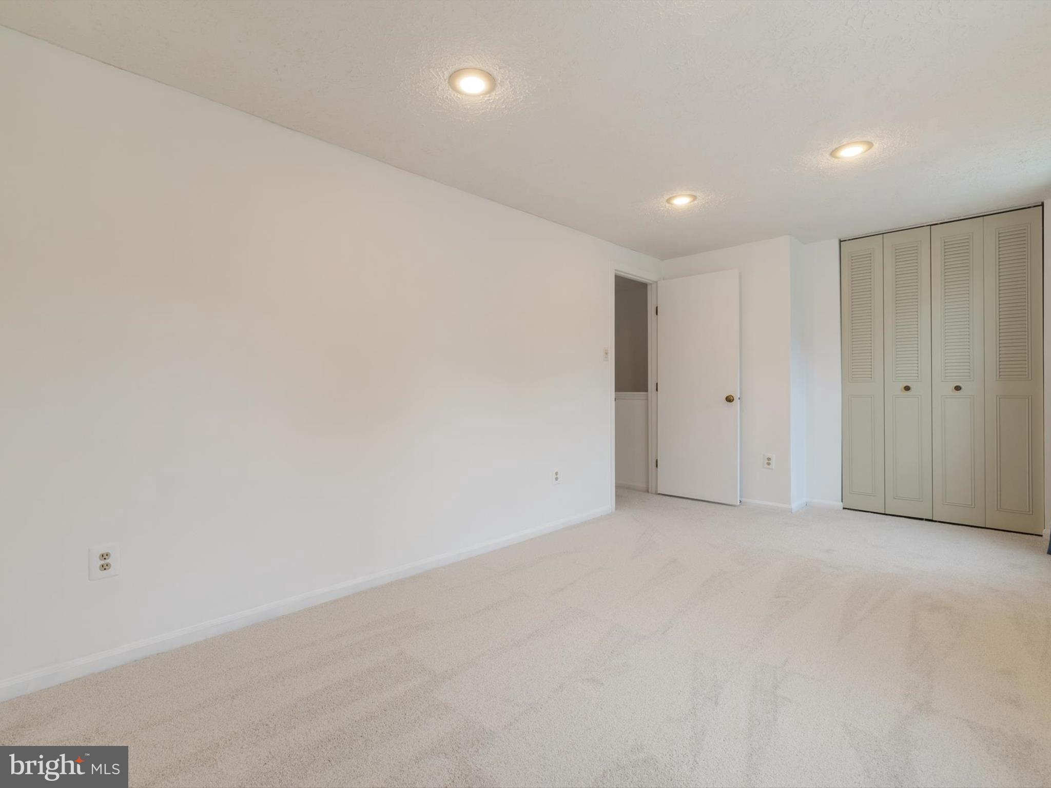 DEERFIELD - Residential