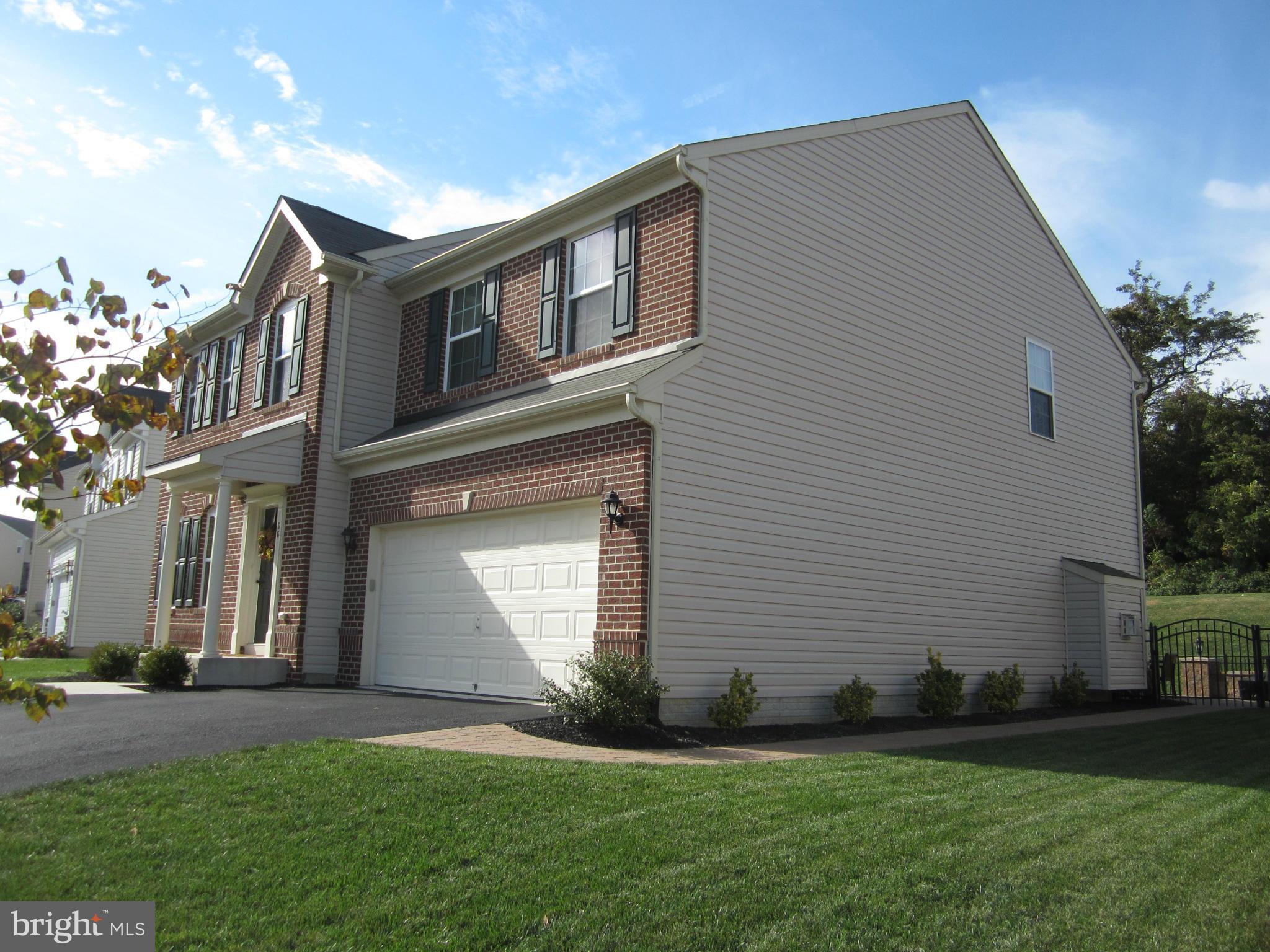 BRITTANY QUARTERS - Residential