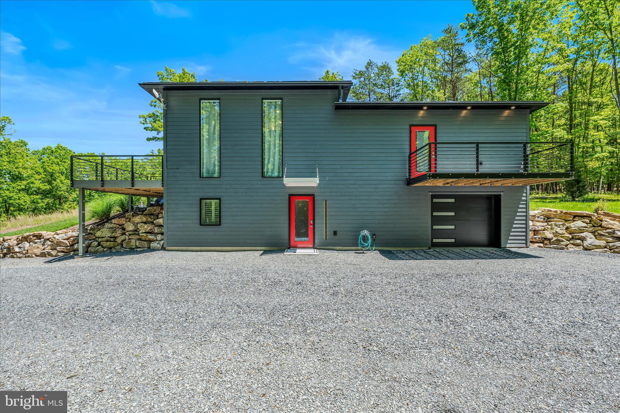 80 HOLLY HILL COURT