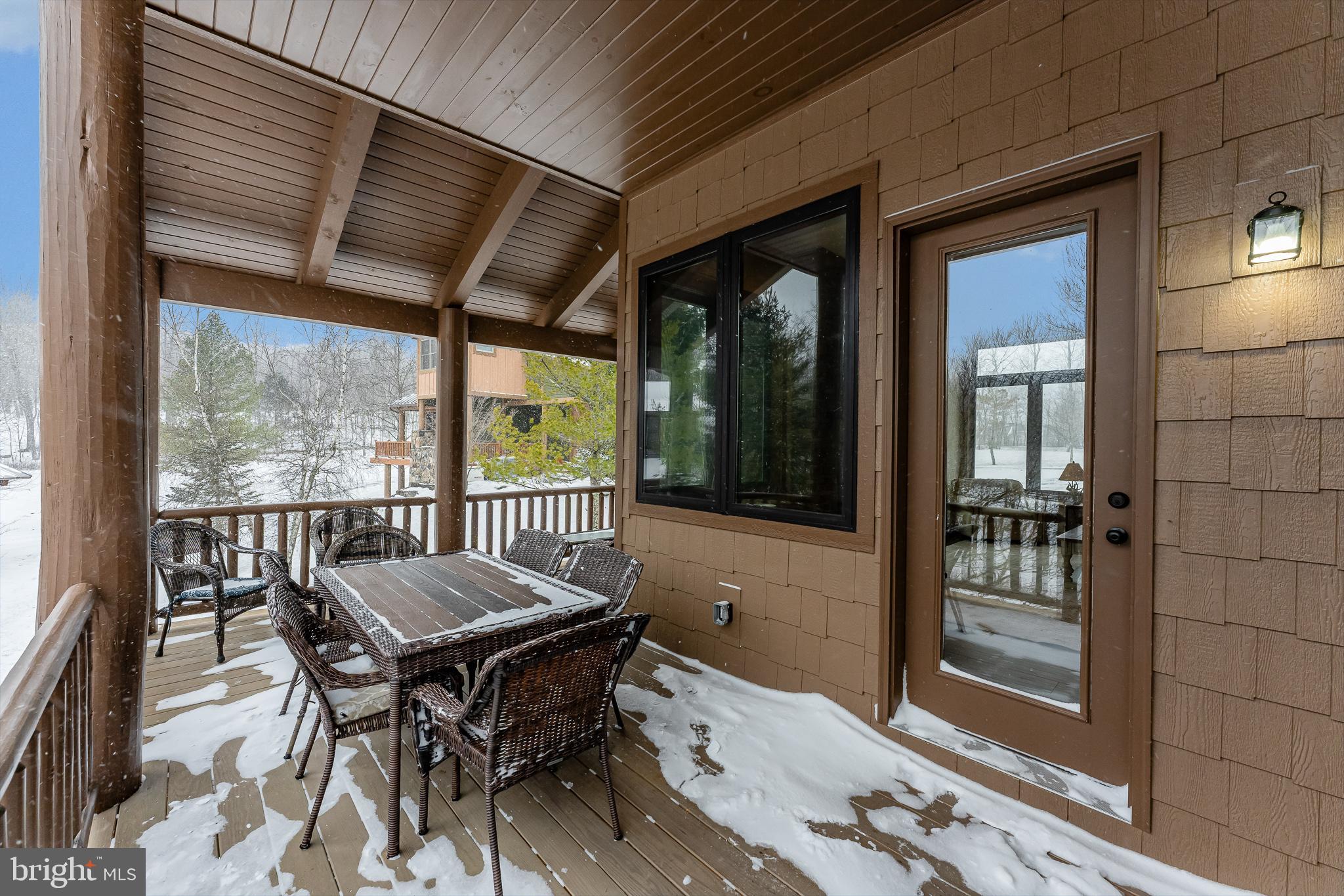 OVERLOOK CABINS - Residential