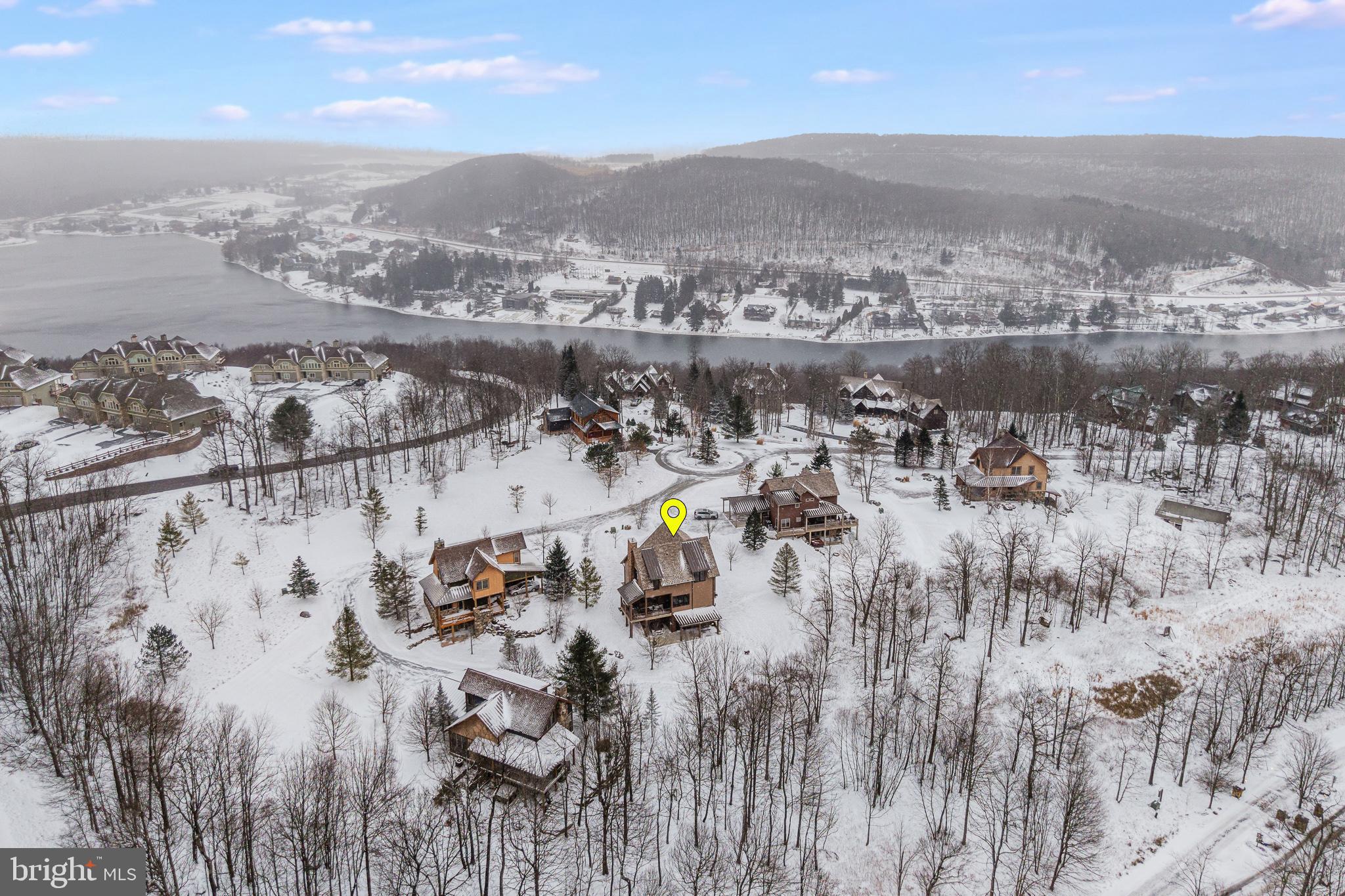 OVERLOOK CABINS - Residential