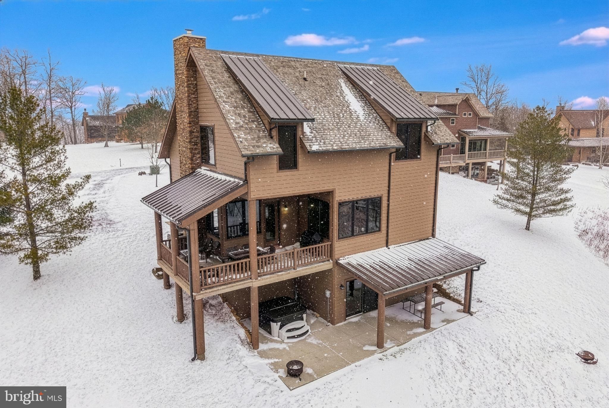 OVERLOOK CABINS - Residential