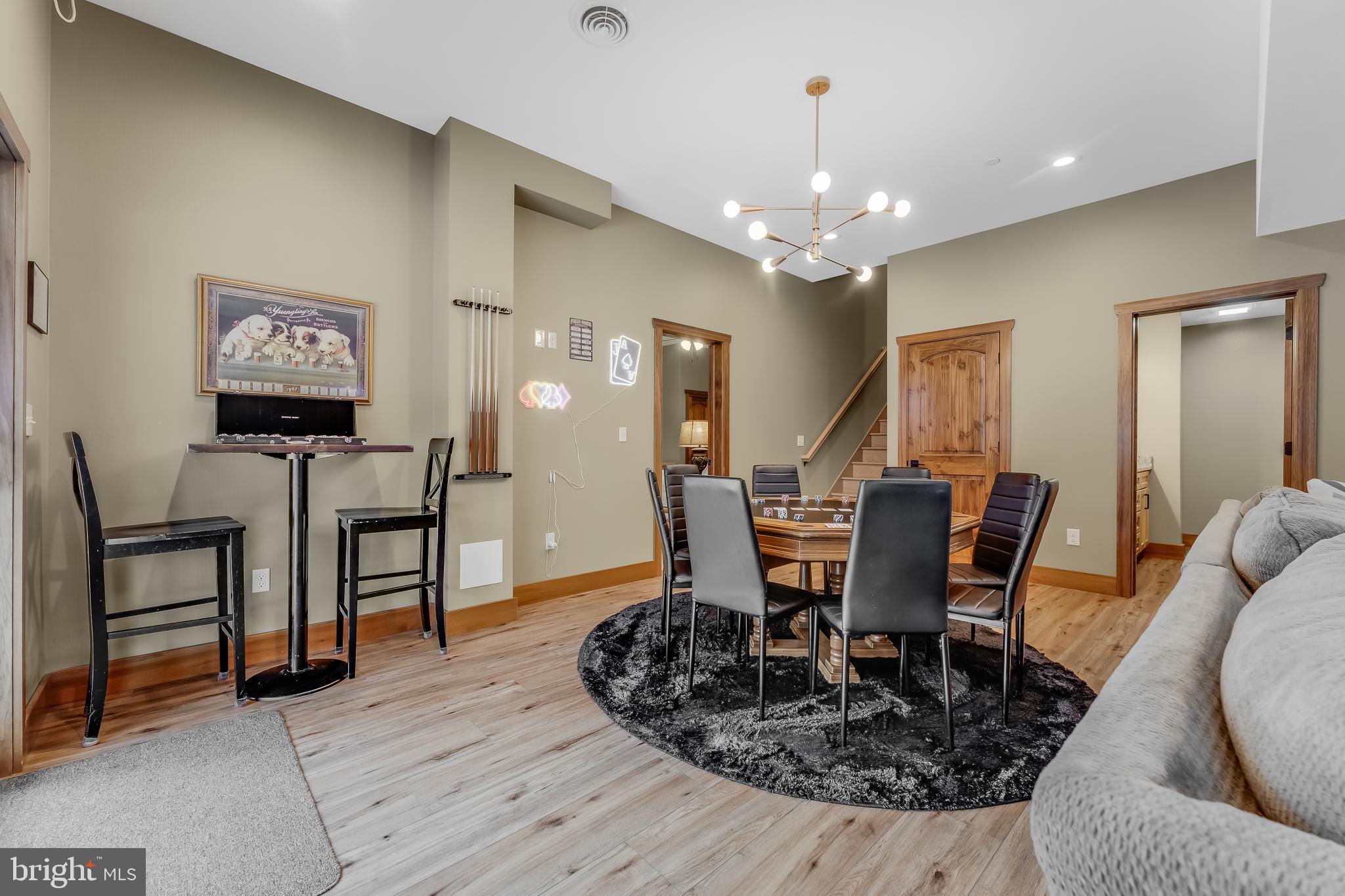 OVERLOOK CABINS - Residential