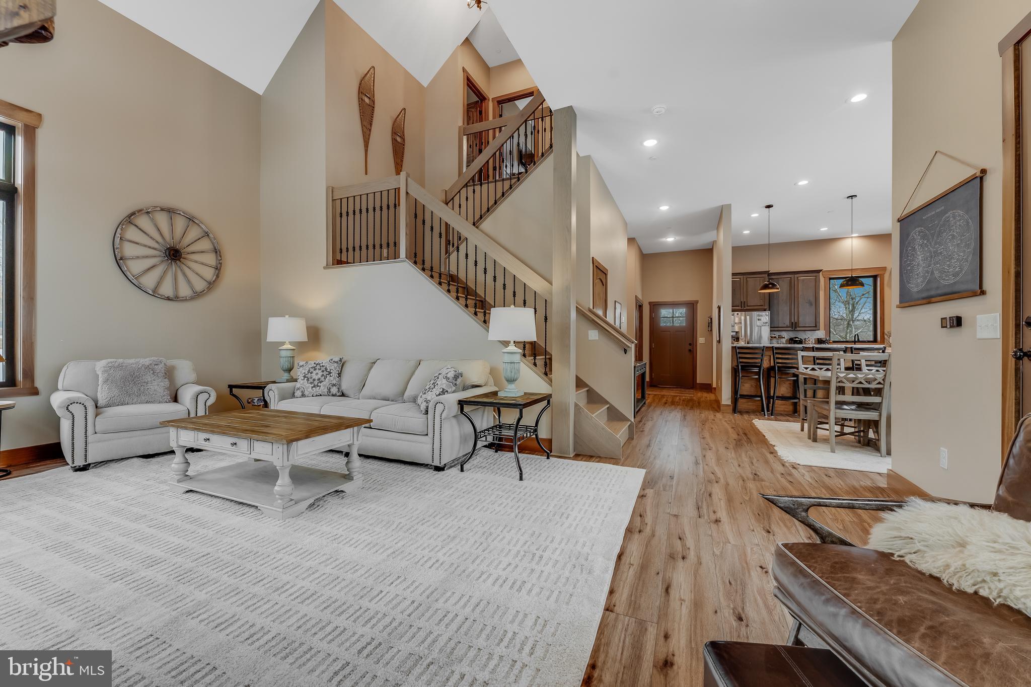 OVERLOOK CABINS - Residential