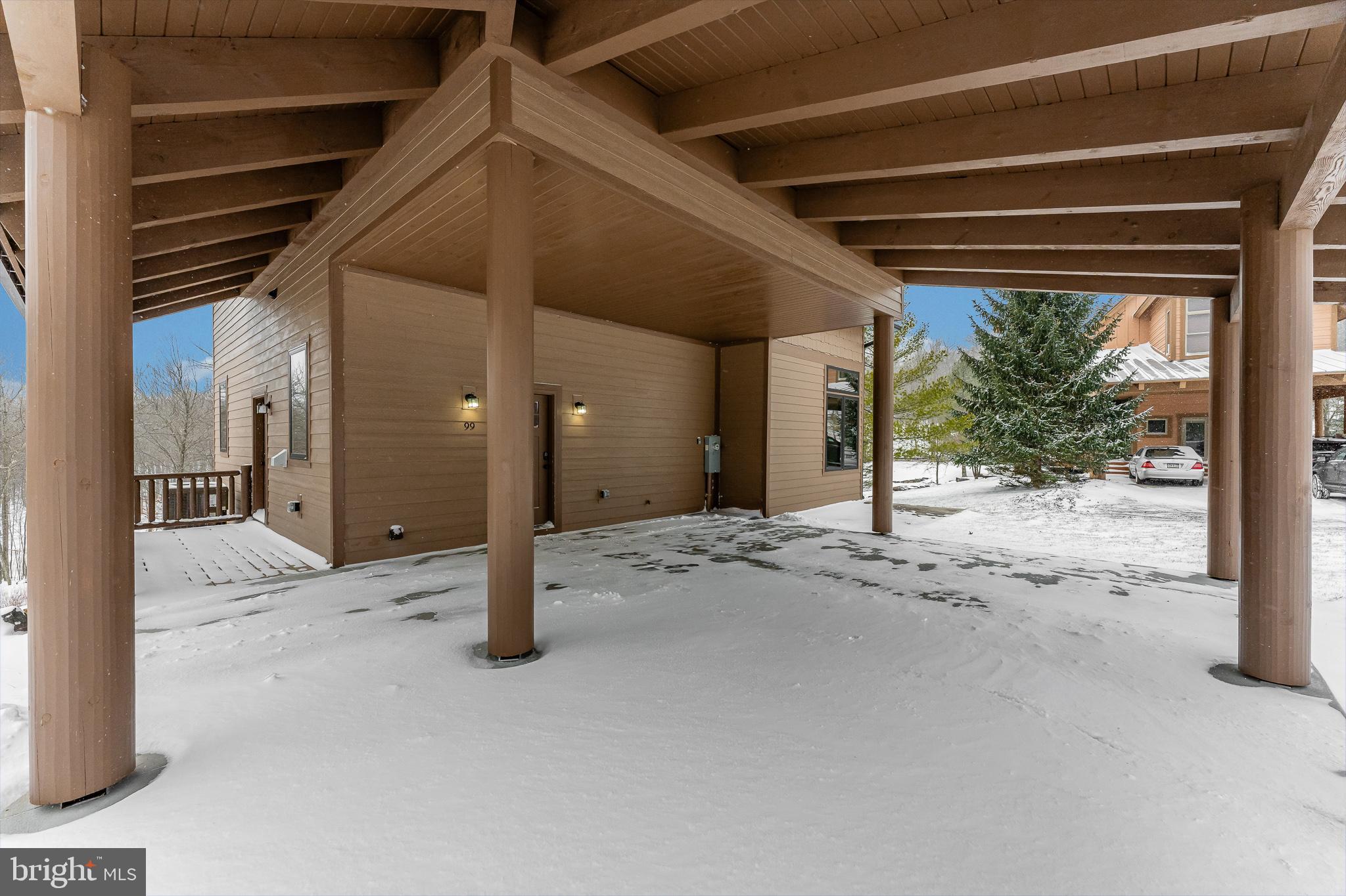 OVERLOOK CABINS - Residential