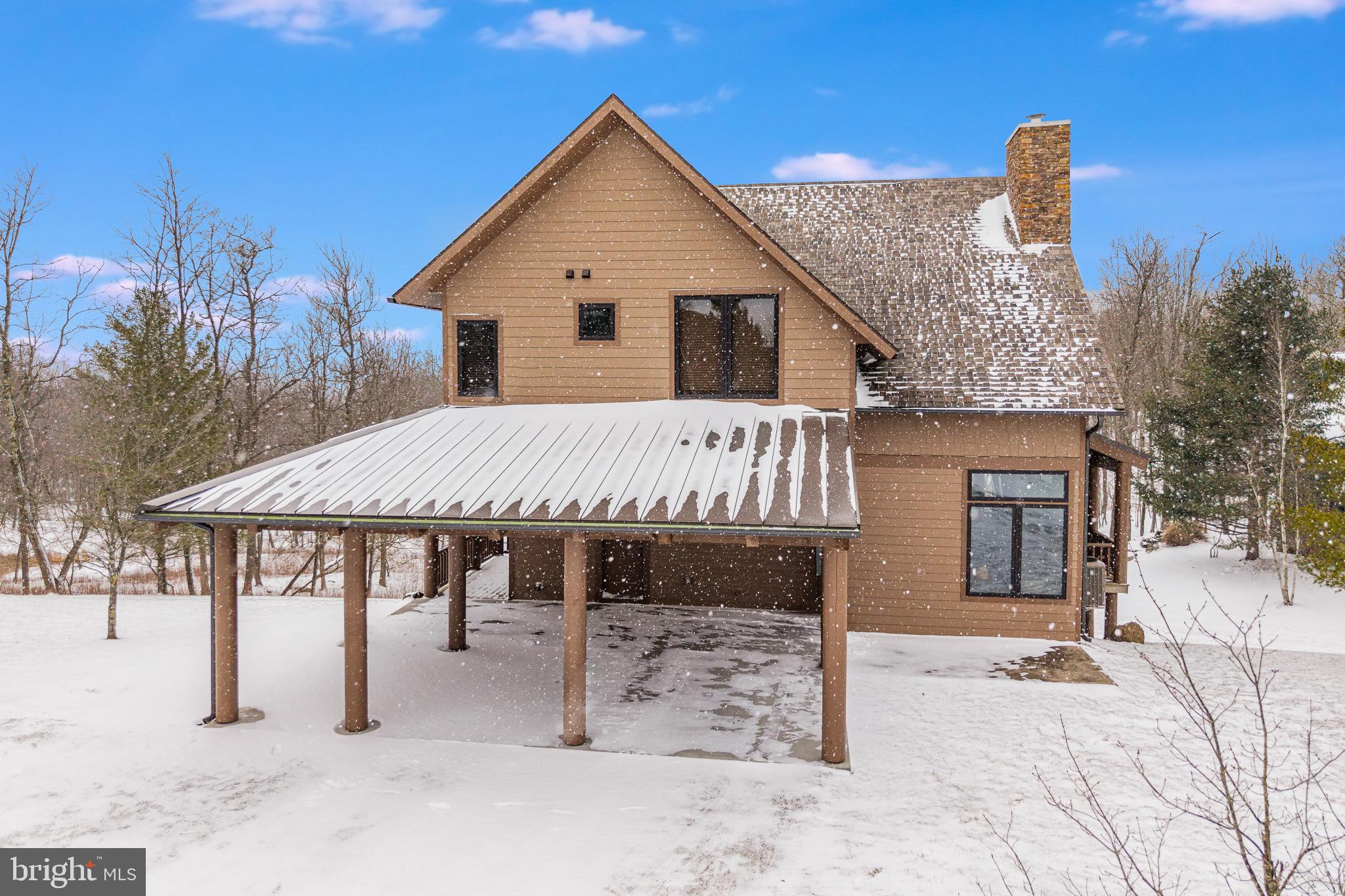 OVERLOOK CABINS - Residential