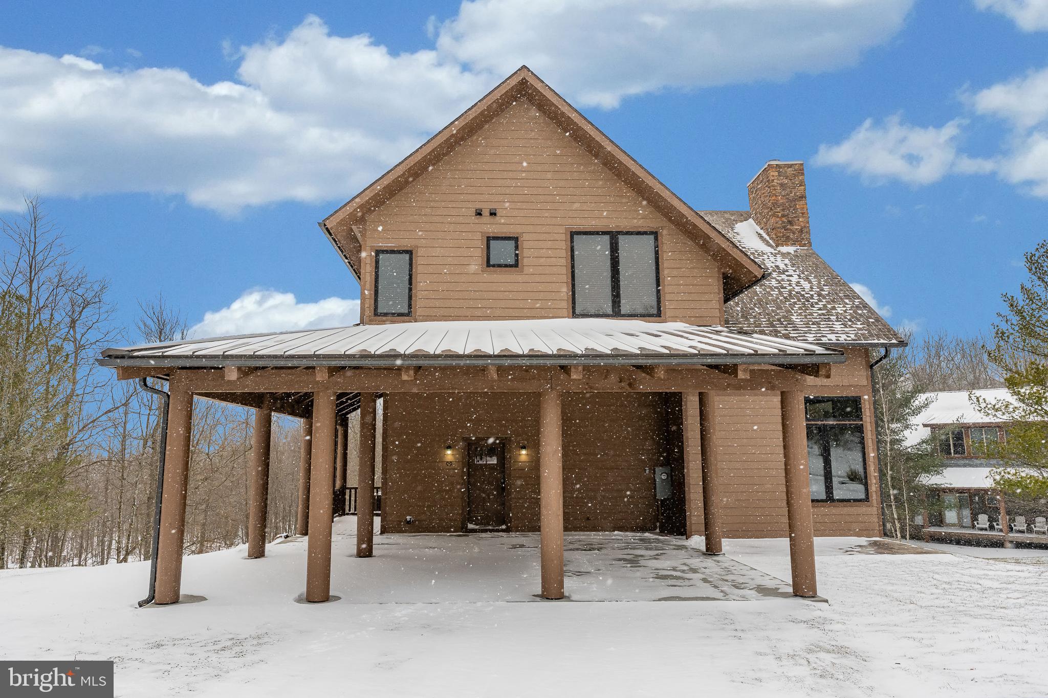 OVERLOOK CABINS - Residential