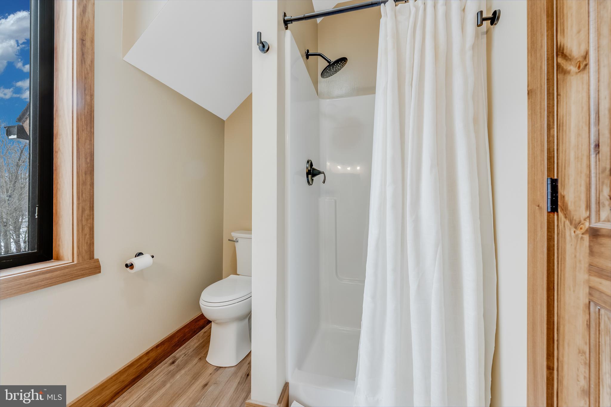 OVERLOOK CABINS - Residential