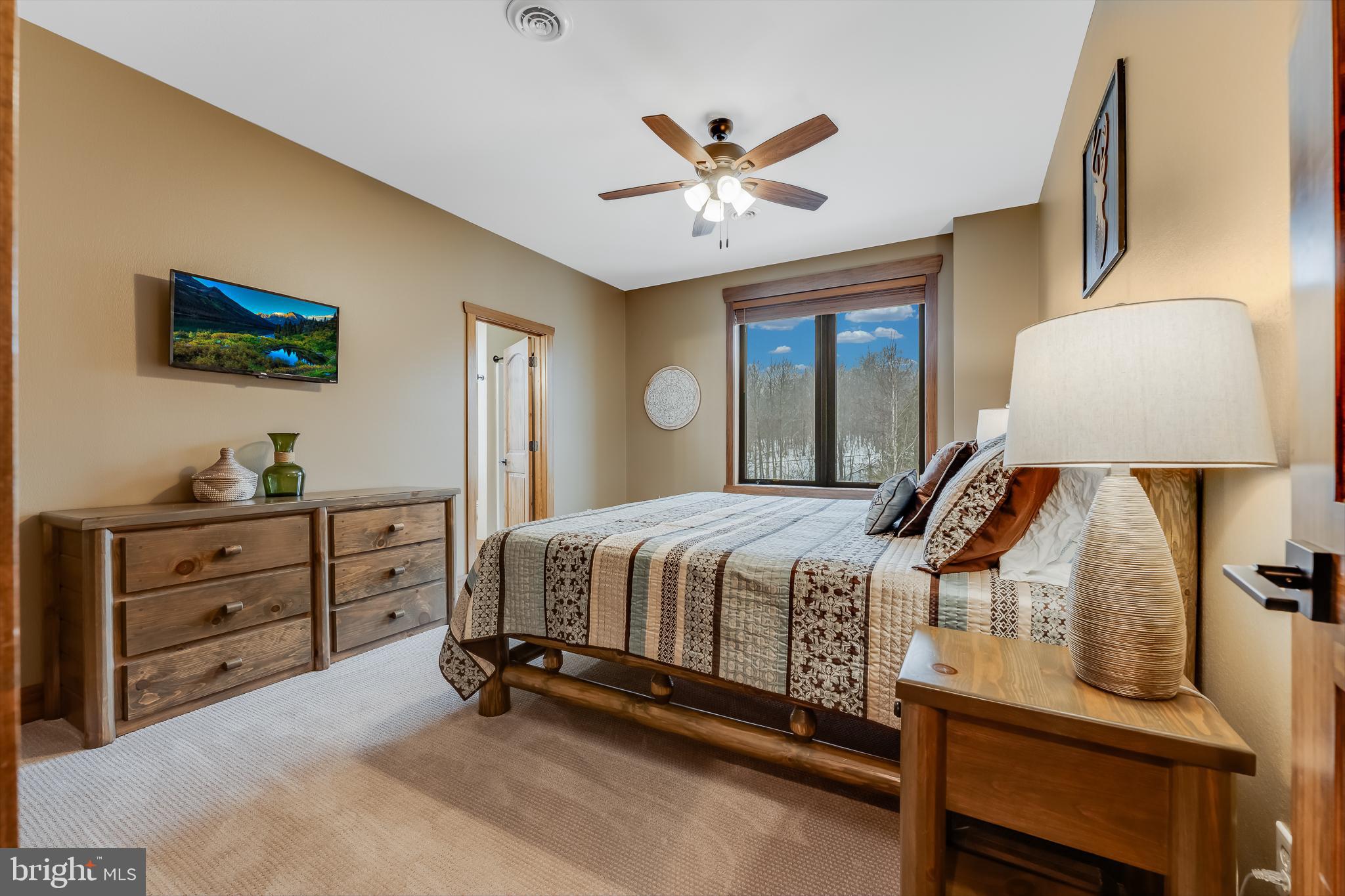 OVERLOOK CABINS - Residential