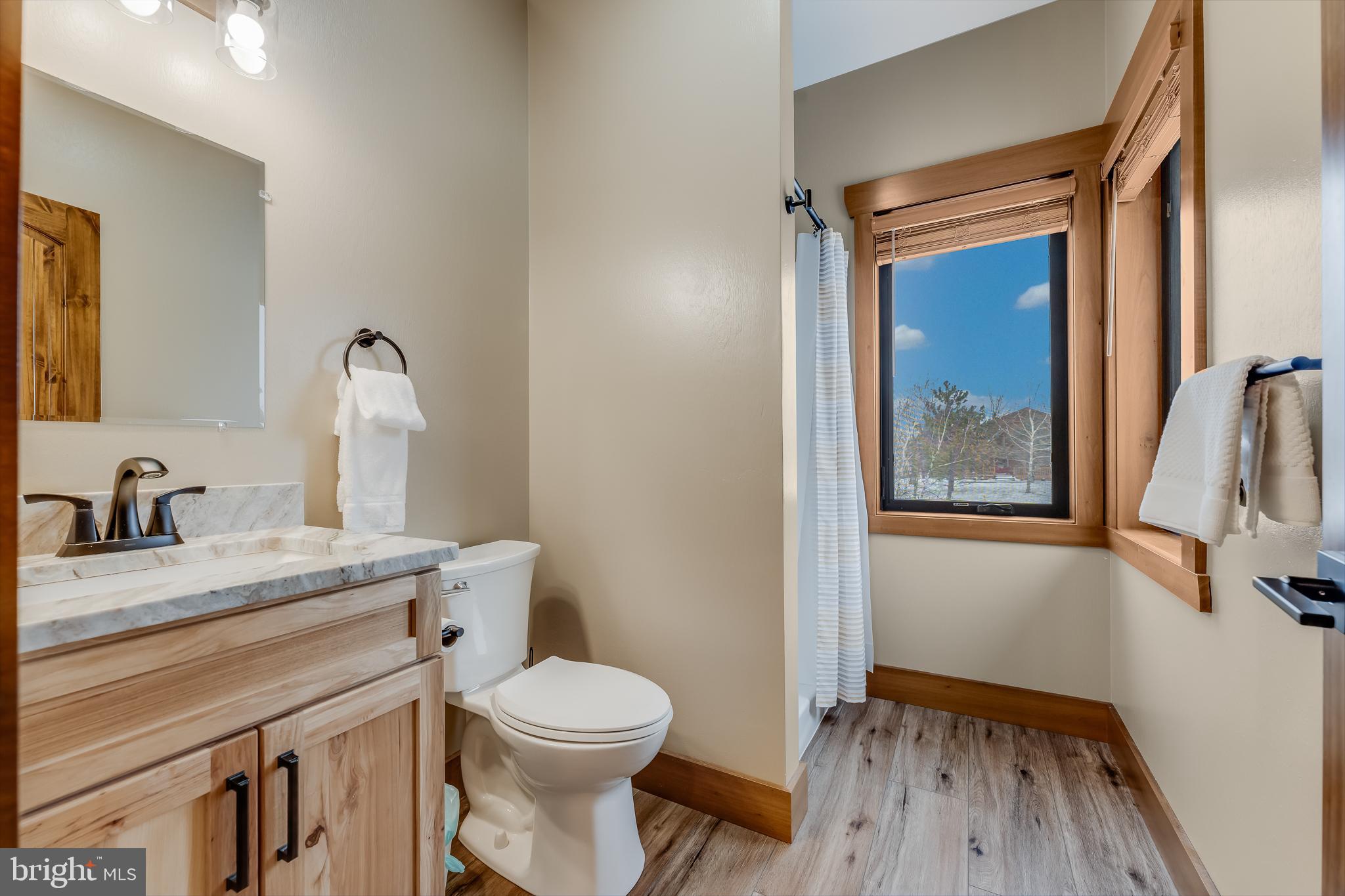 OVERLOOK CABINS - Residential