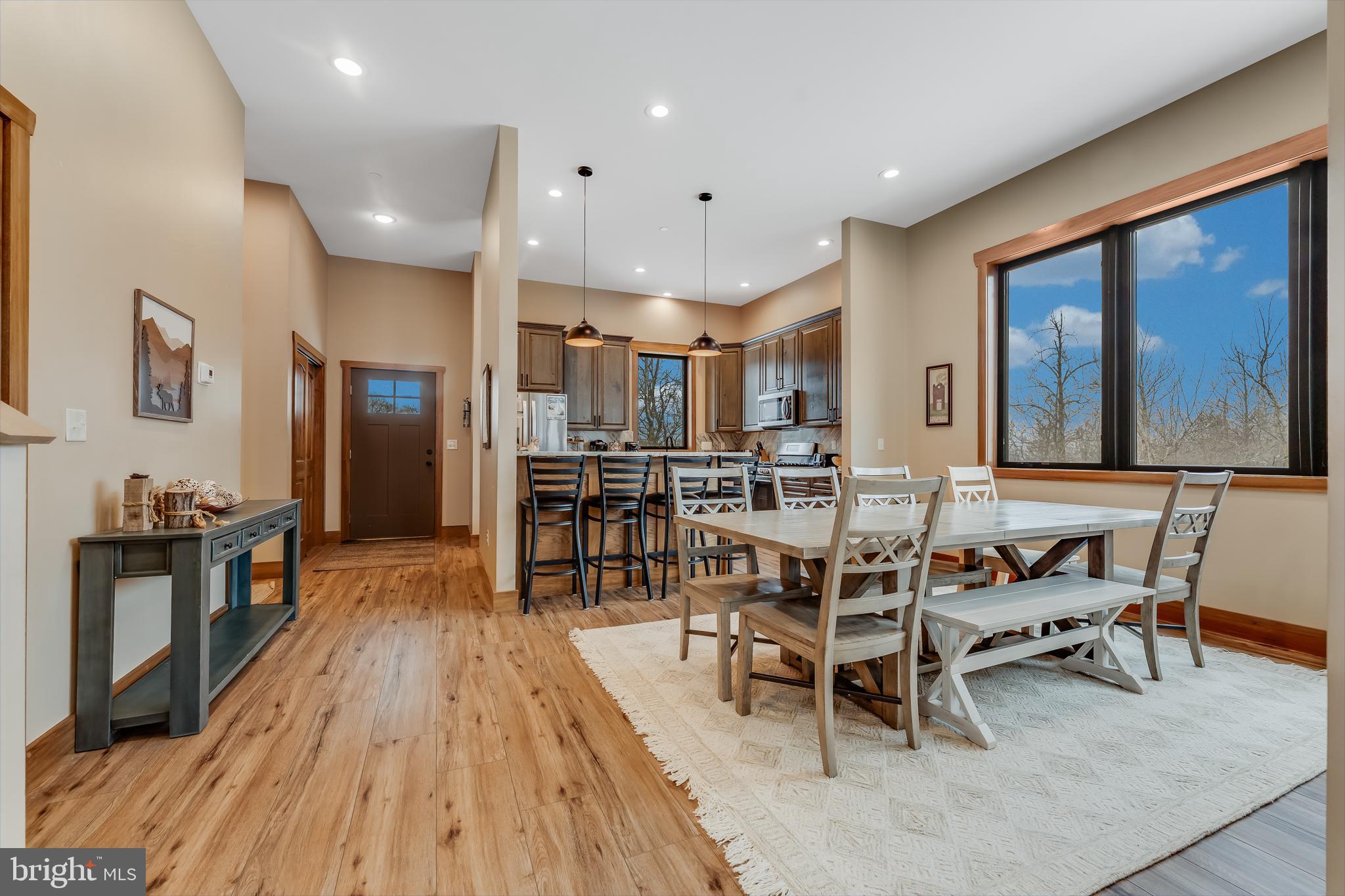 OVERLOOK CABINS - Residential